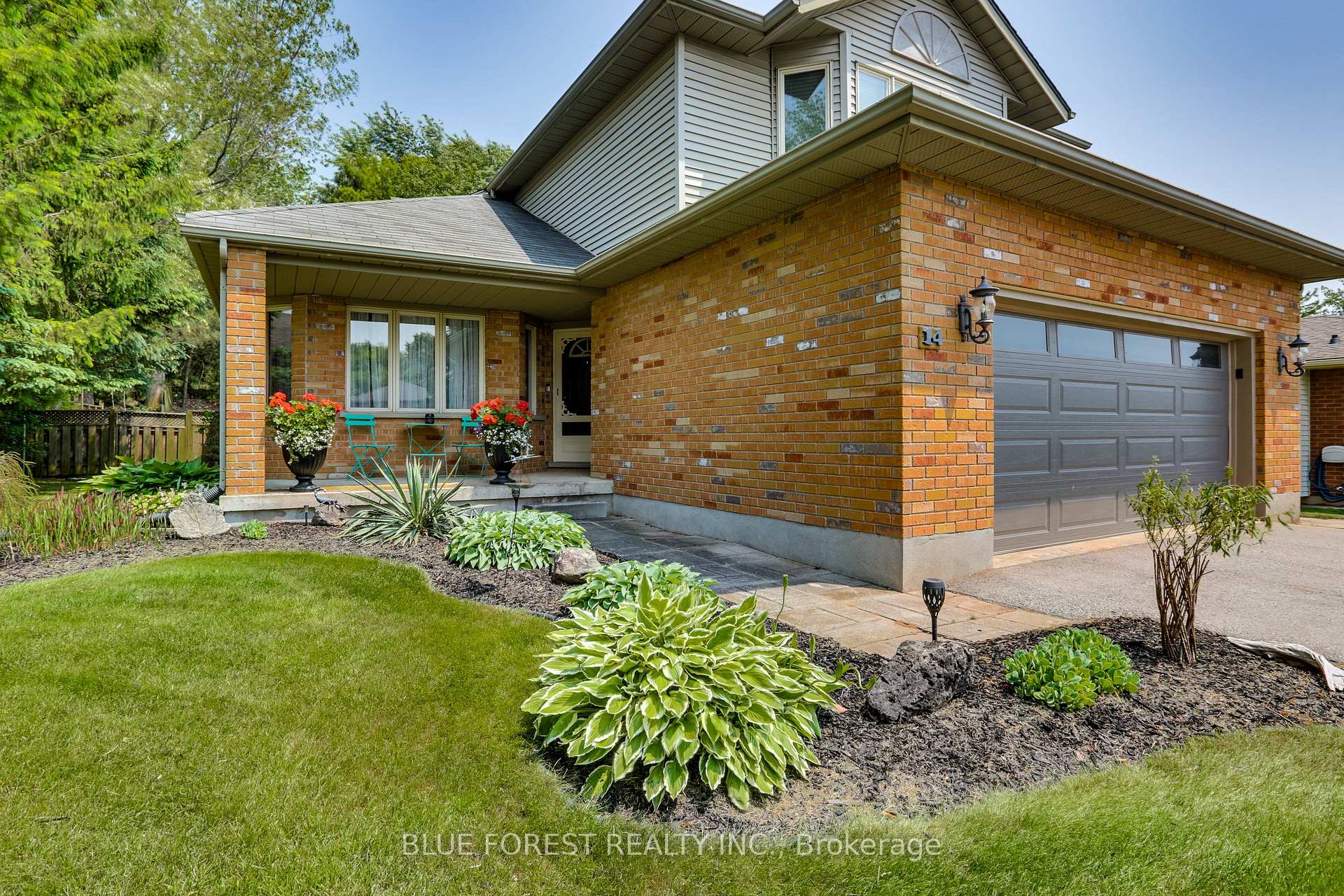 Photo 4 of 14 Eric Drive, Thames Centre, Dorchester — HOMEH