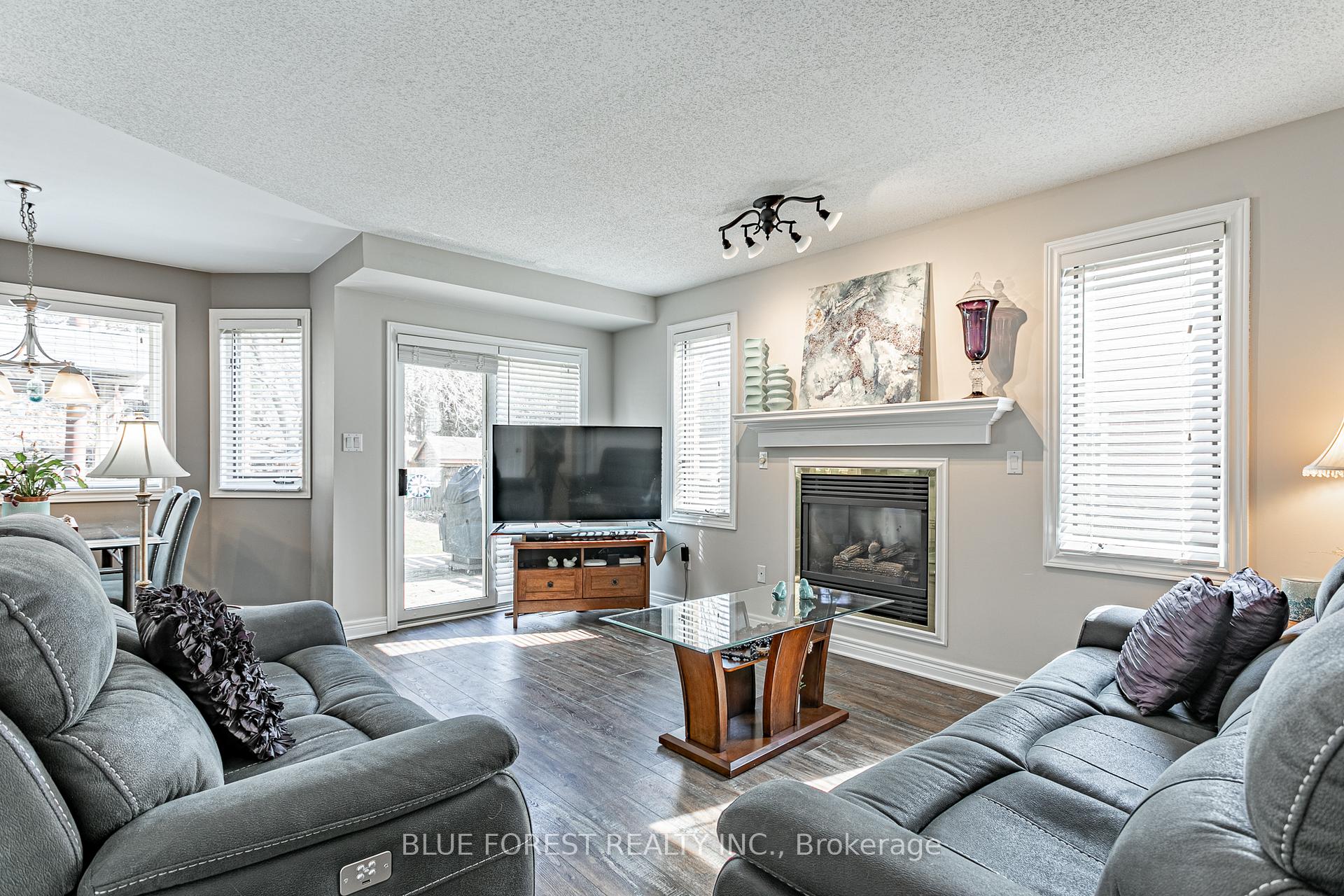 Photo 23 of 14 Eric Drive, Thames Centre, Dorchester — HOMEH