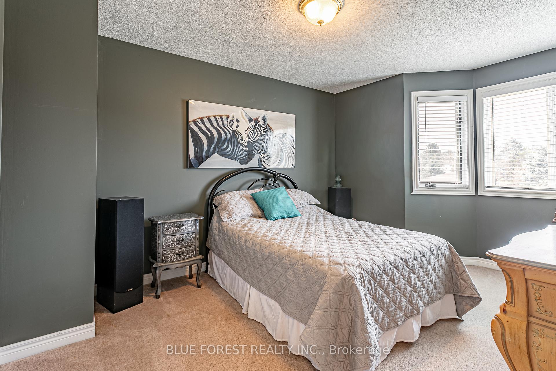 Photo 34 of 14 Eric Drive, Thames Centre, Dorchester — HOMEH
