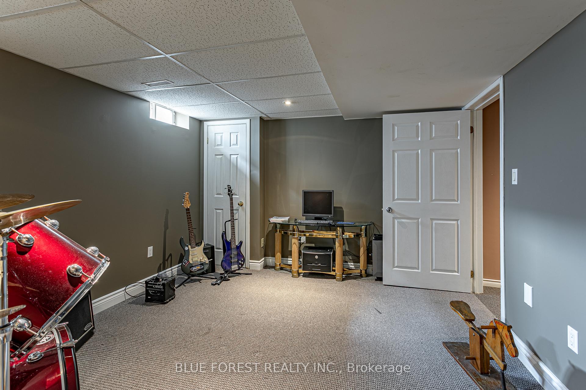 Photo 39 of 14 Eric Drive, Thames Centre, Dorchester — HOMEH