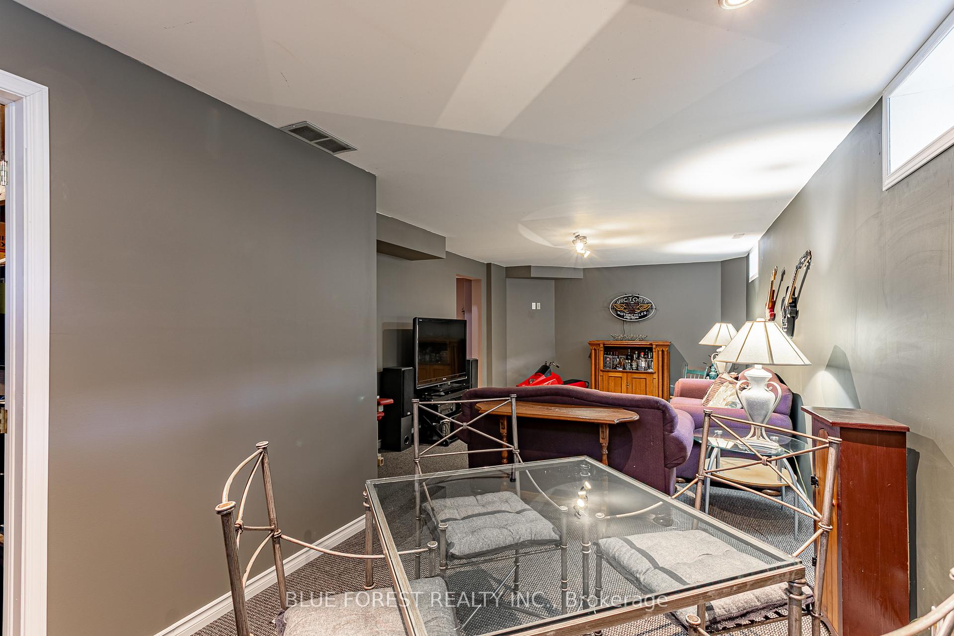 Photo 41 of 14 Eric Drive, Thames Centre, Dorchester — HOMEH
