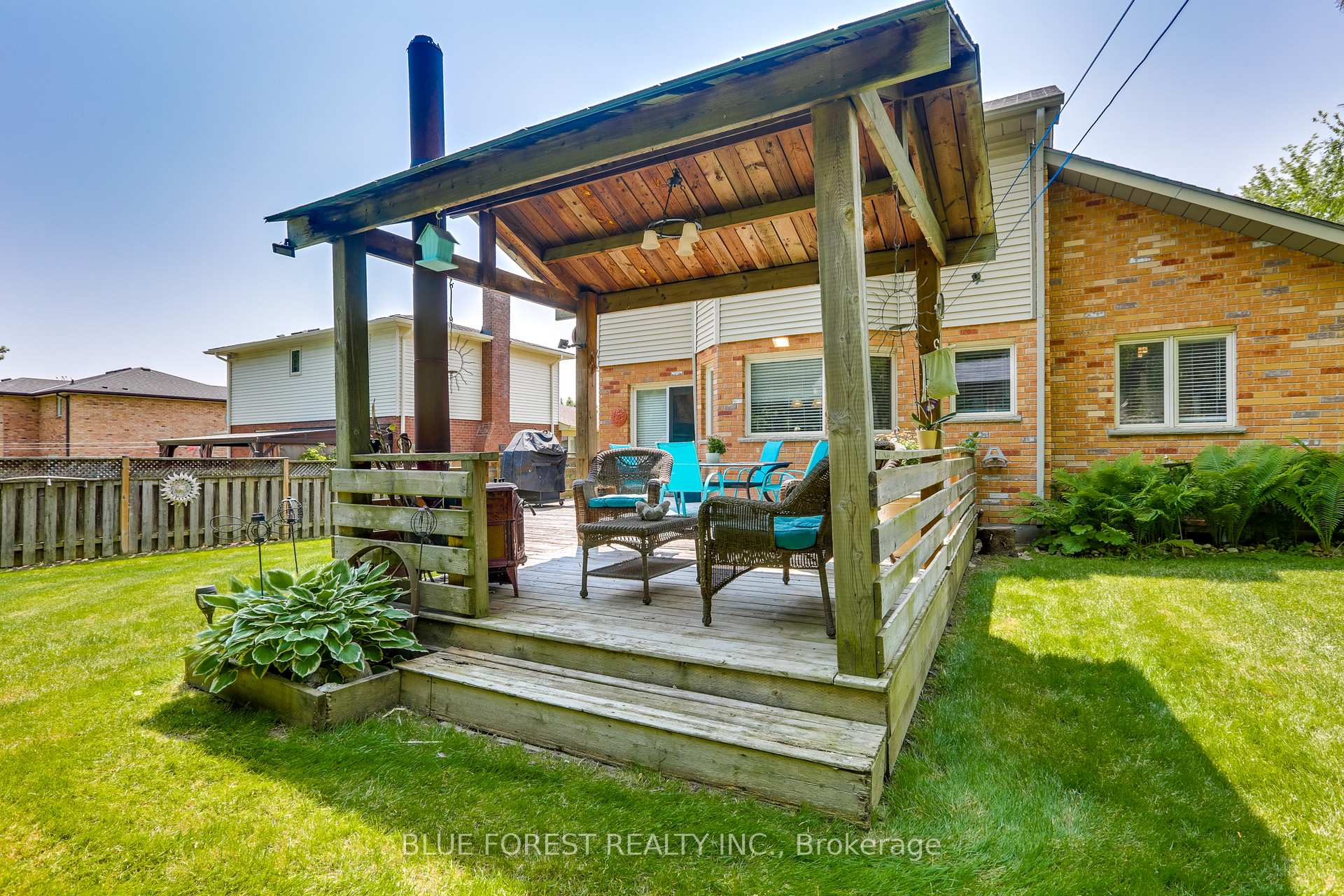 Photo 43 of 14 Eric Drive, Thames Centre, Dorchester — HOMEH