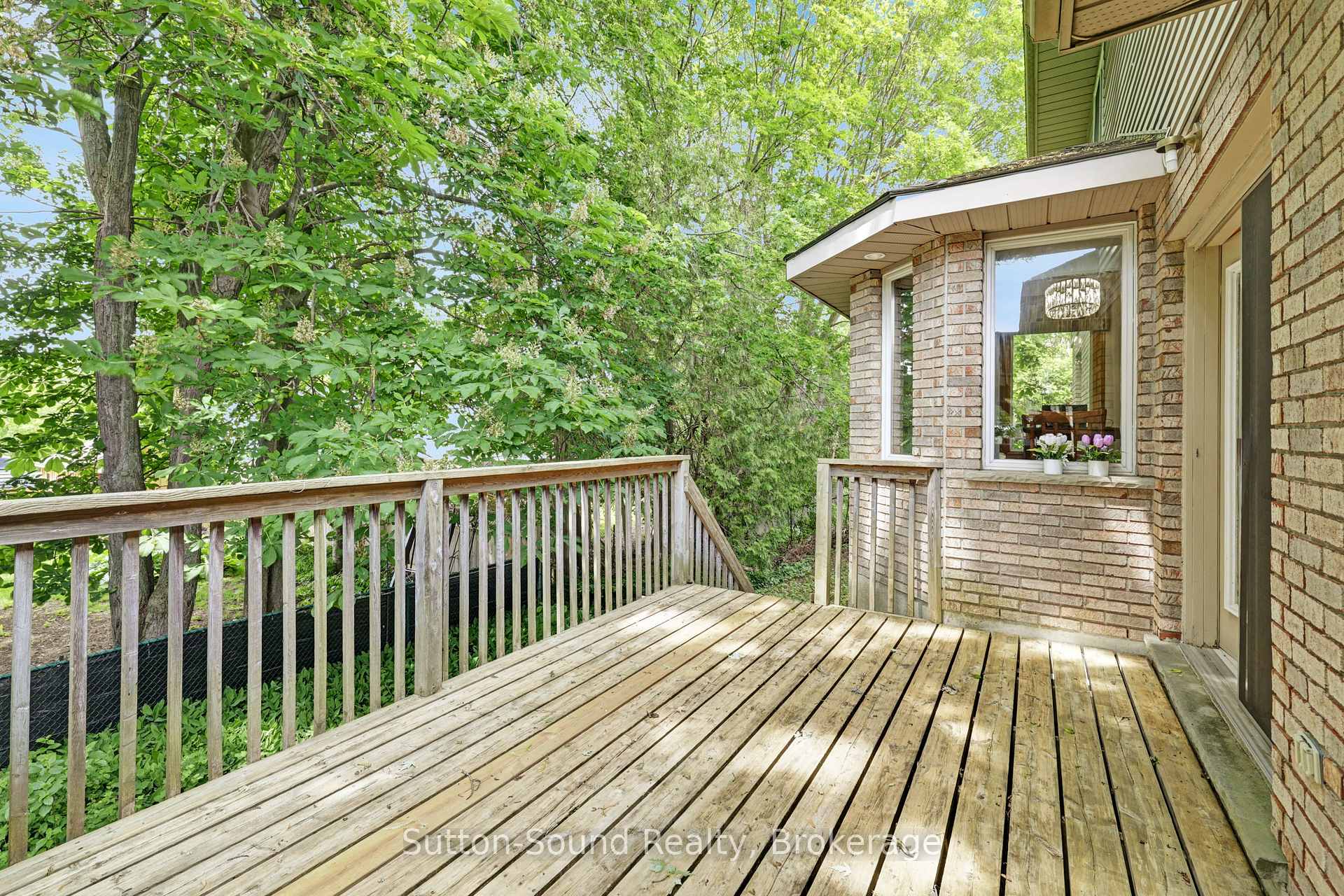 Photo 16 of 460 8TH Avenue E, Owen Sound — HOMEH