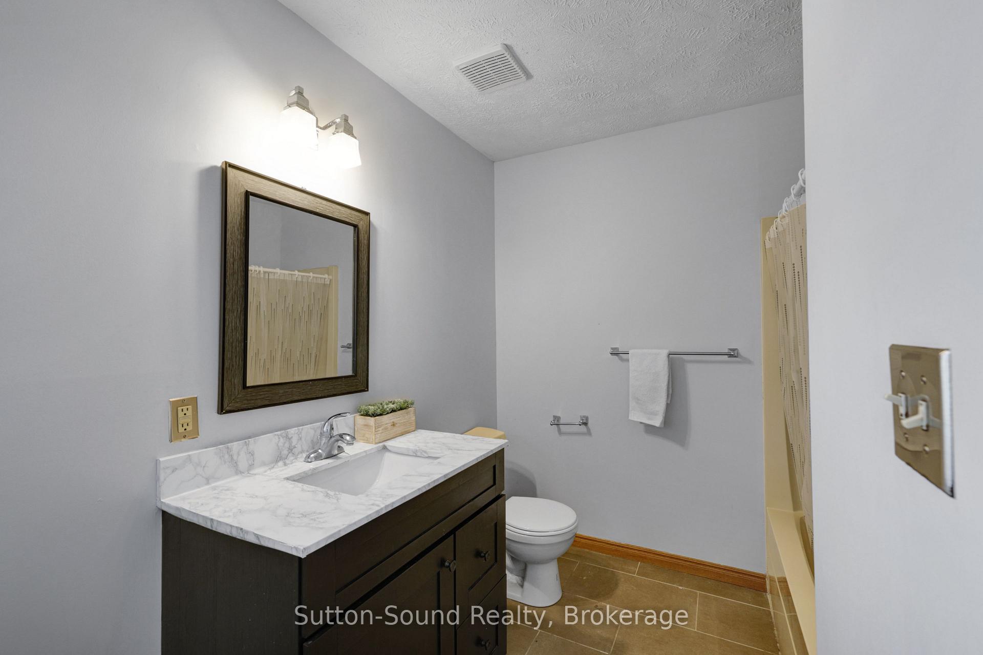 Photo 31 of 460 8TH Avenue E, Owen Sound — HOMEH