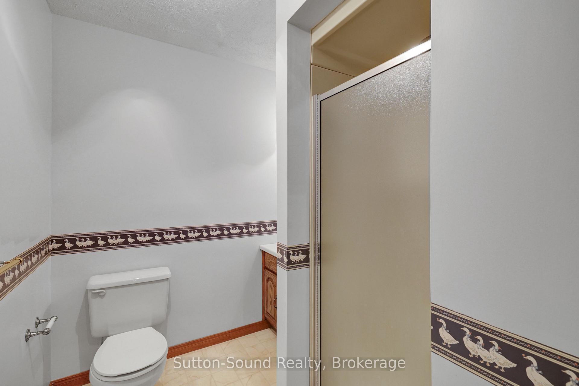 Photo 38 of 460 8TH Avenue E, Owen Sound — HOMEH