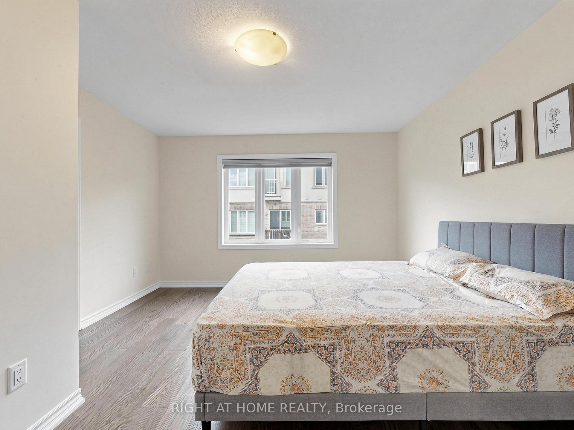 Photo 19 of 124 Mosaic Drive, Hamilton, Waterdown — HOMEH