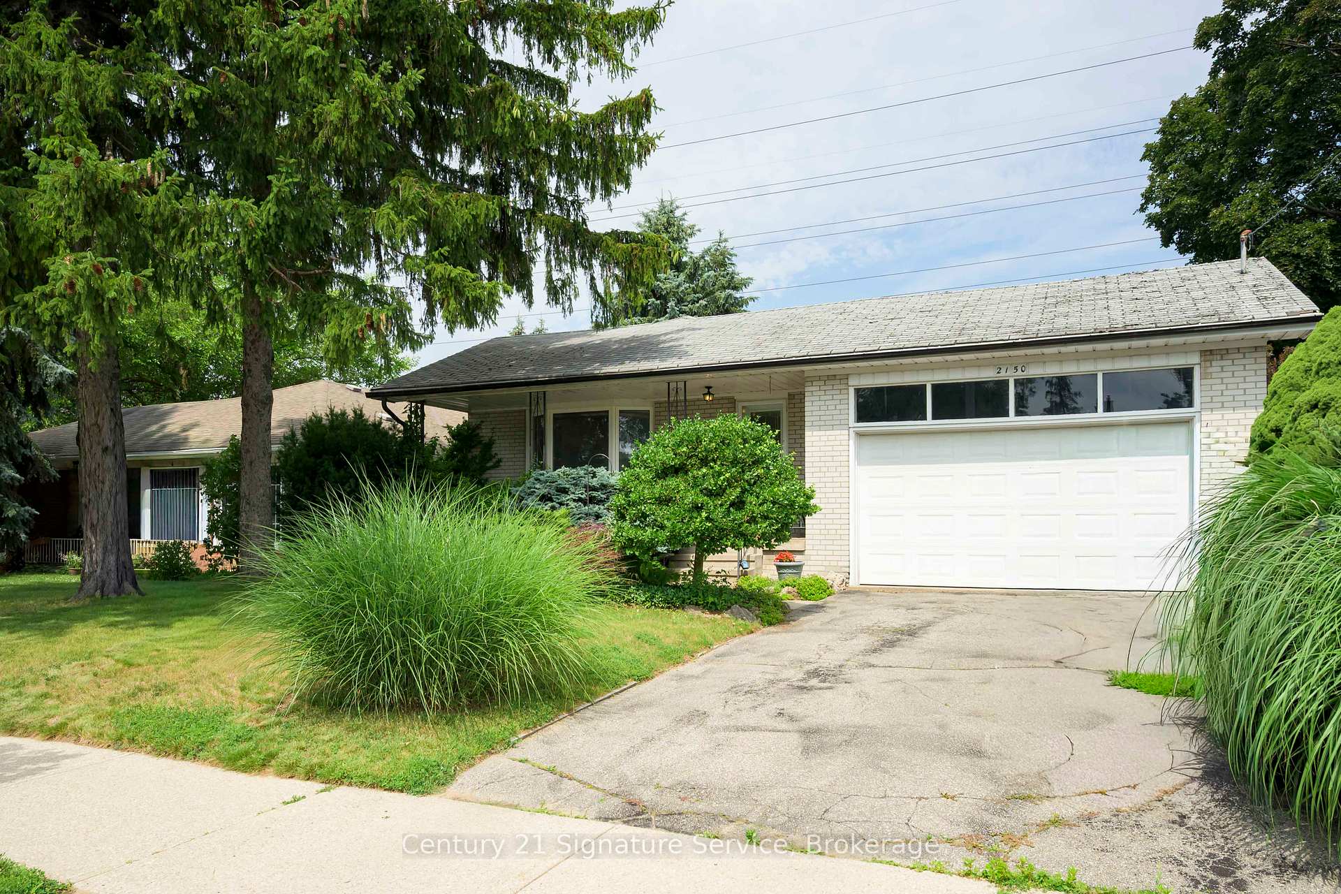 Photo 1 of 2150 Greenhurst Avenue, Mississauga, Lakeview — HOMEH