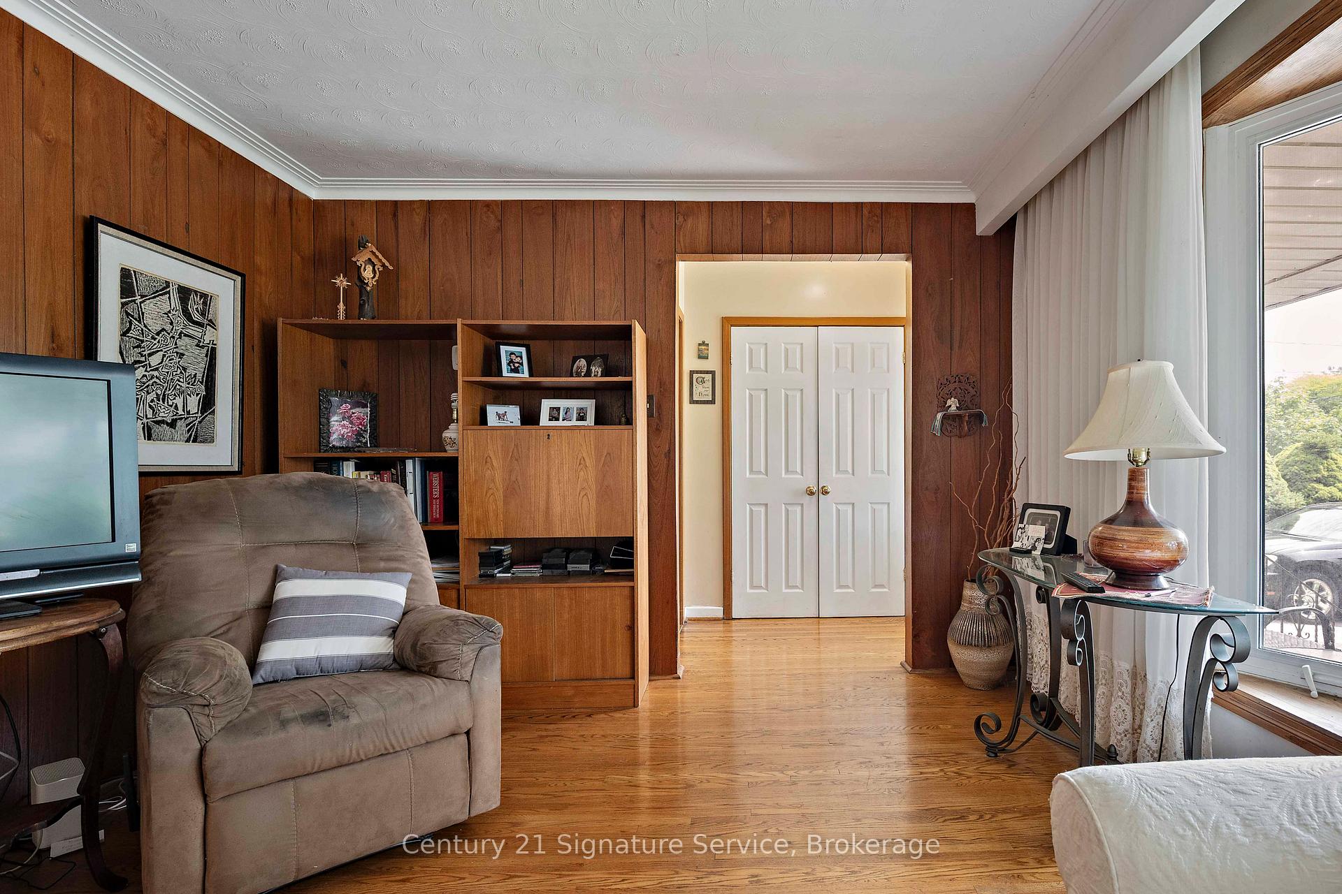 Photo 6 of 2150 Greenhurst Avenue, Mississauga, Lakeview — HOMEH