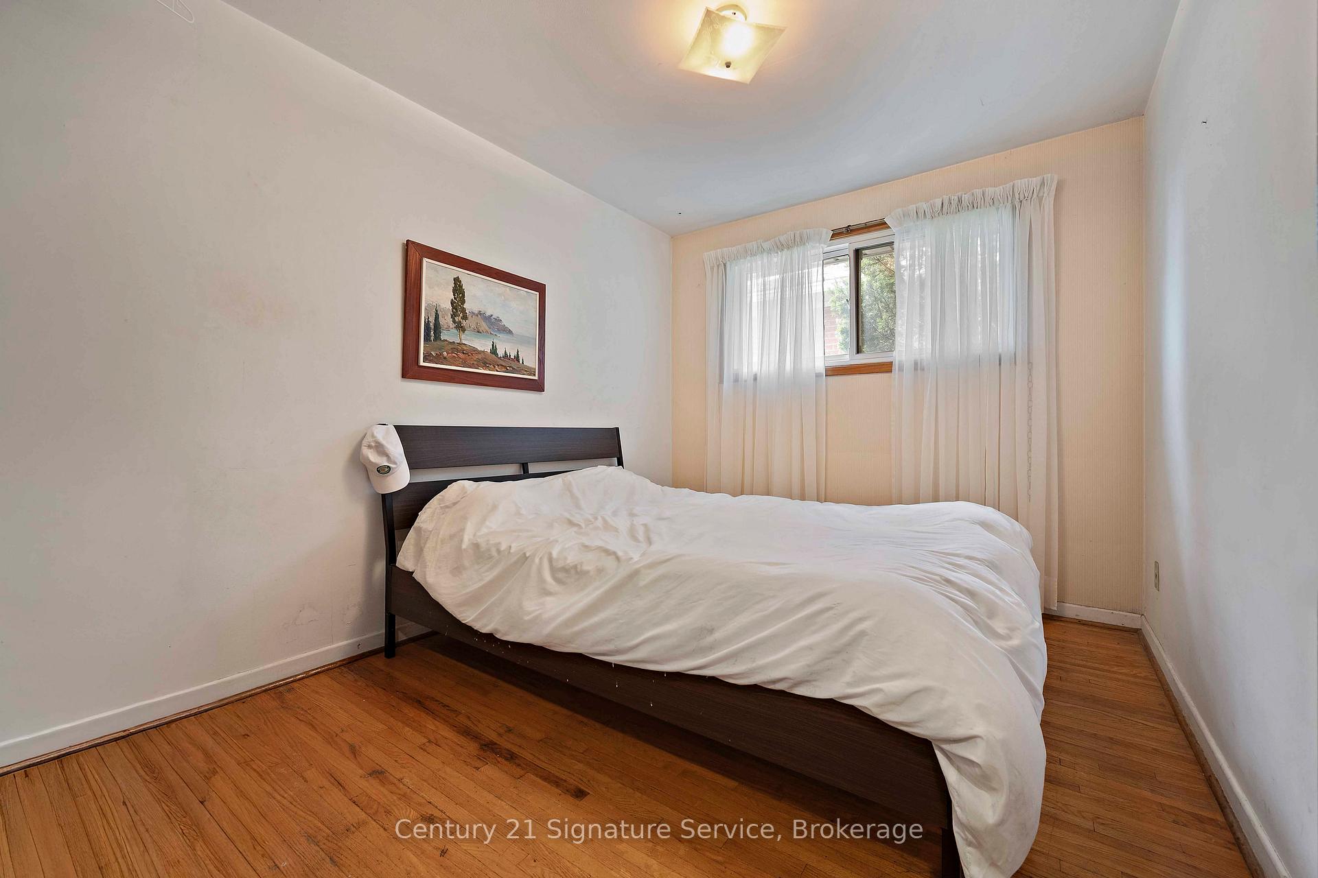Photo 13 of 2150 Greenhurst Avenue, Mississauga, Lakeview — HOMEH