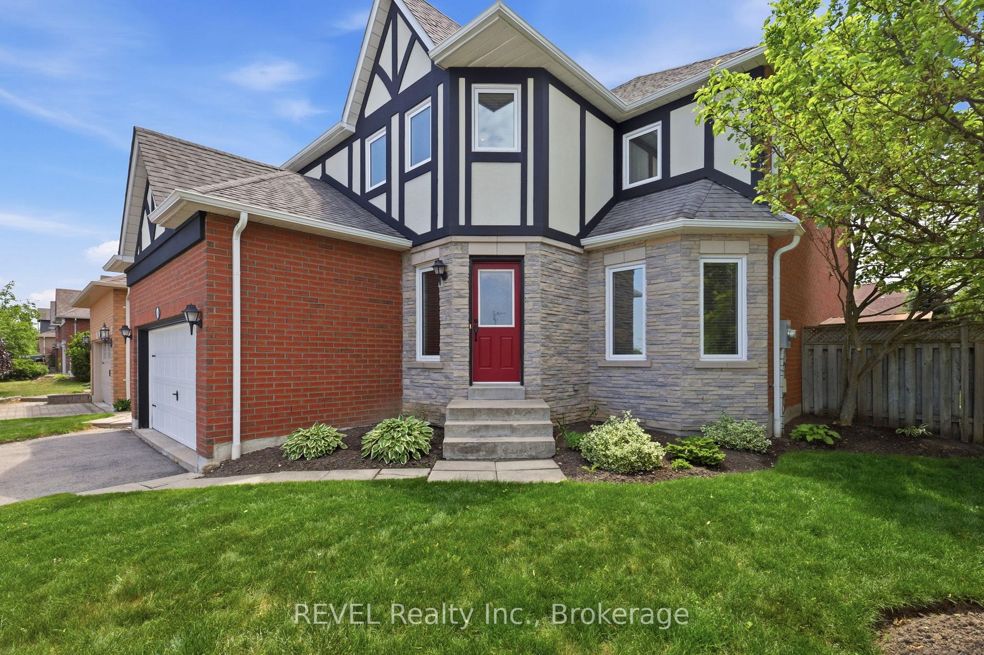 Photo 2 of 150 Fallingbrook Street, Whitby, Pringle Creek — HOMEH