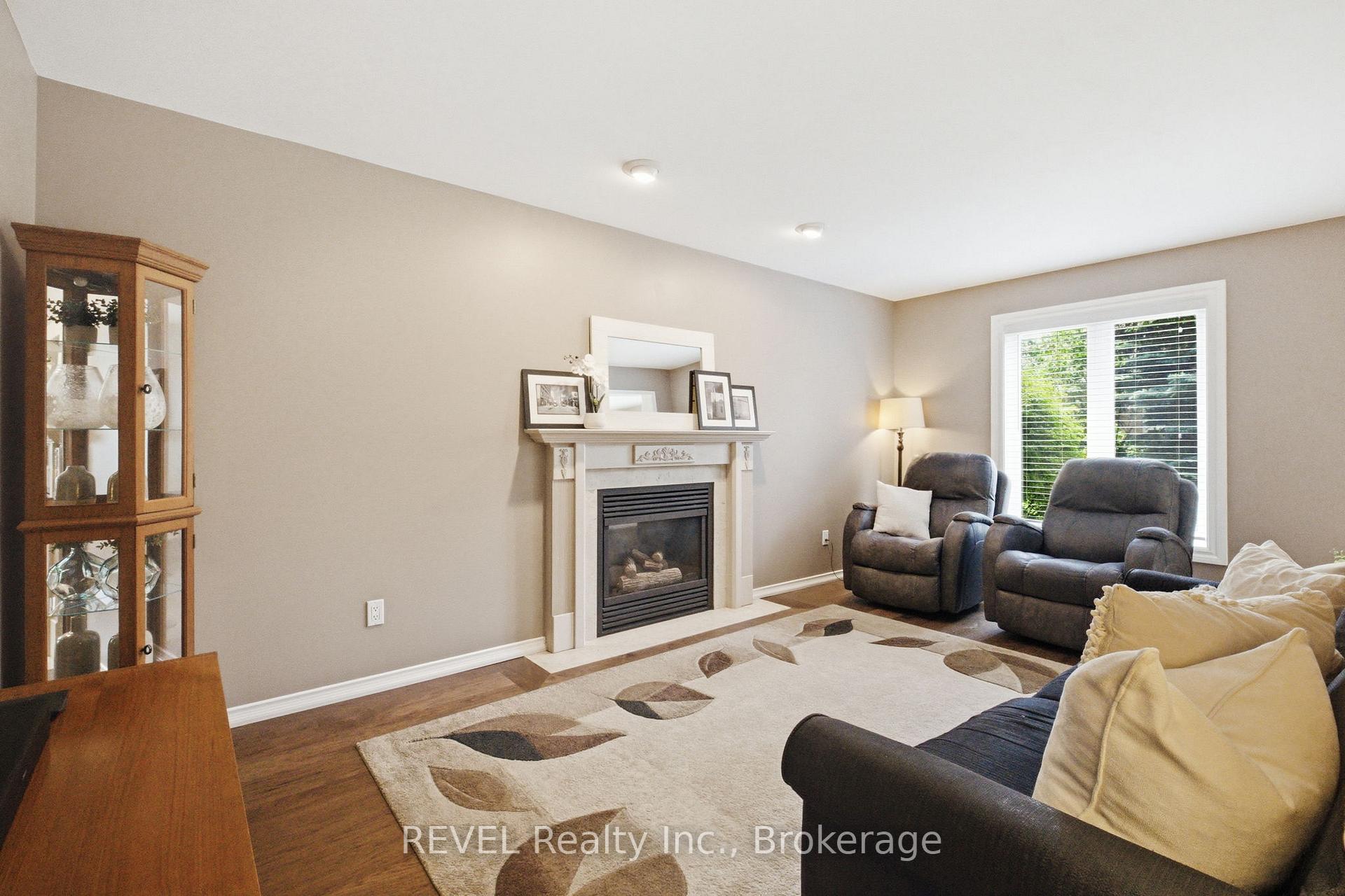 Photo 13 of 150 Fallingbrook Street, Whitby, Pringle Creek — HOMEH