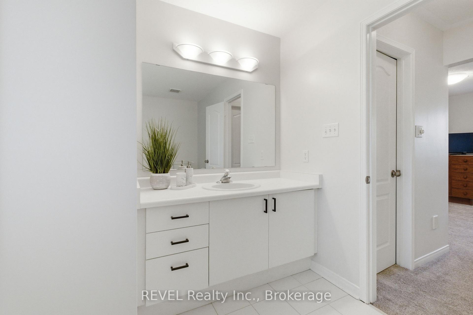 Photo 21 of 150 Fallingbrook Street, Whitby, Pringle Creek — HOMEH