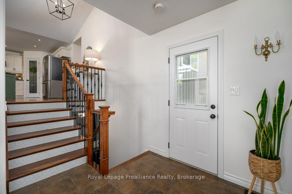 Photo 12 of 47 Windwhisper Drive, Belleville, Belleville Ward — HOMEH