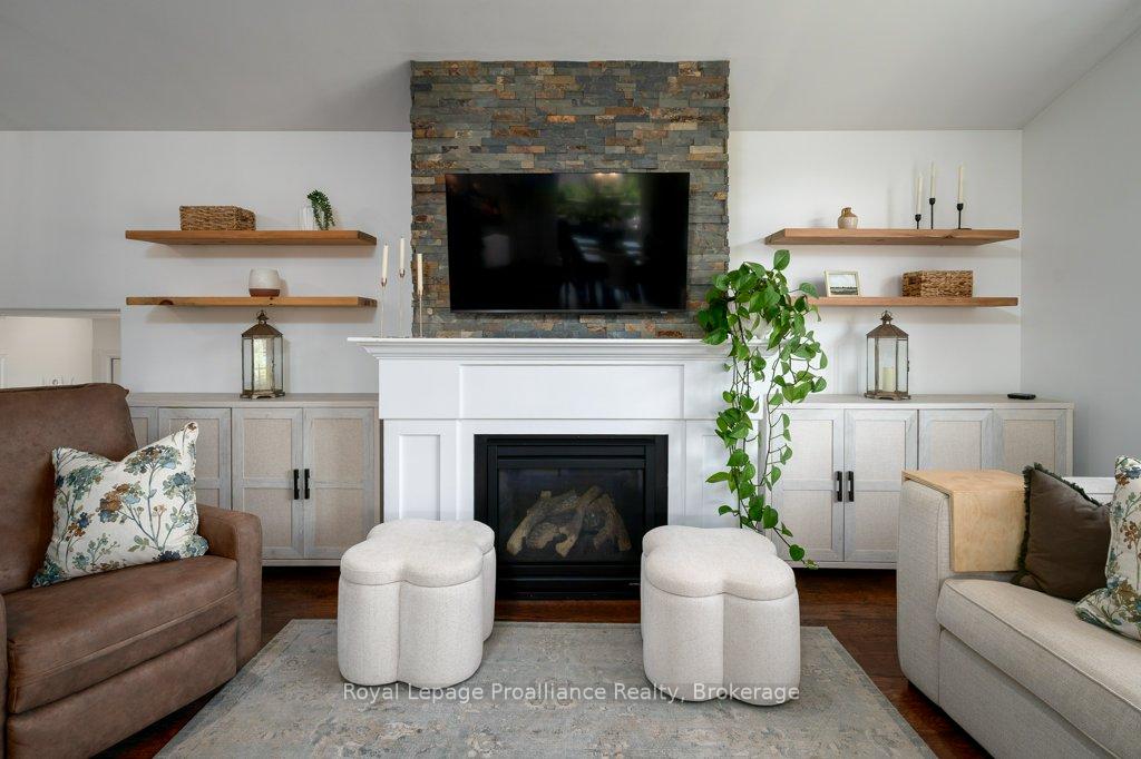 Photo 16 of 47 Windwhisper Drive, Belleville, Belleville Ward — HOMEH