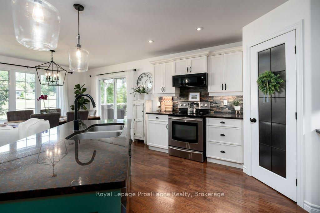 Photo 24 of 47 Windwhisper Drive, Belleville, Belleville Ward — HOMEH