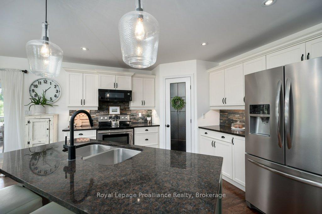 Photo 27 of 47 Windwhisper Drive, Belleville, Belleville Ward — HOMEH