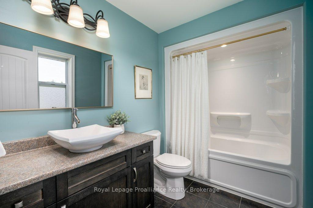 Photo 30 of 47 Windwhisper Drive, Belleville, Belleville Ward — HOMEH