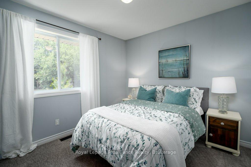 Photo 31 of 47 Windwhisper Drive, Belleville, Belleville Ward — HOMEH