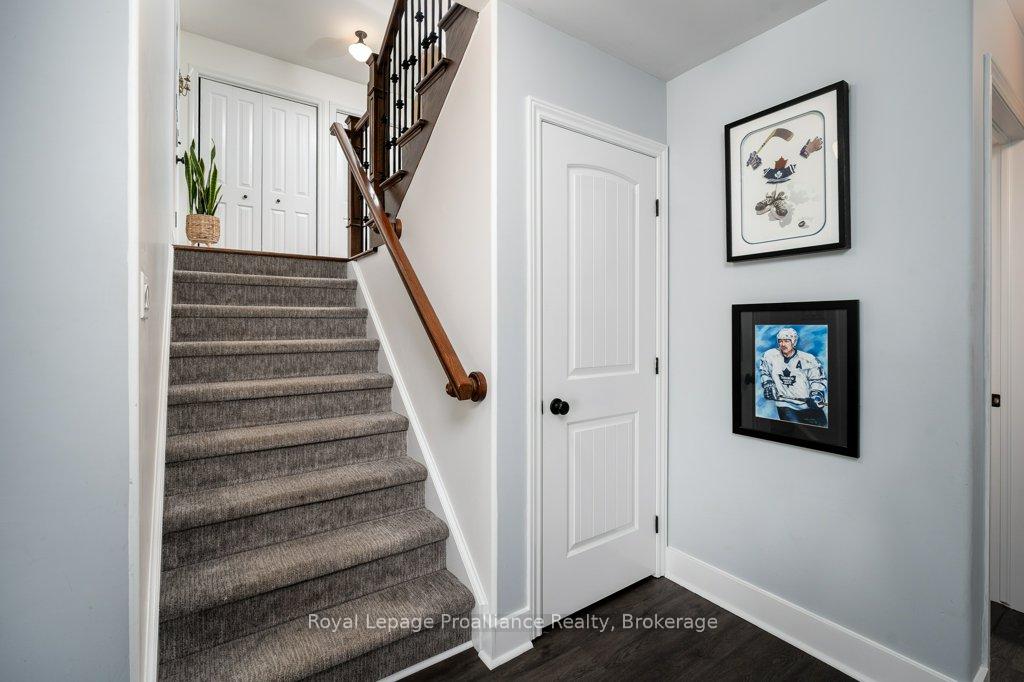 Photo 36 of 47 Windwhisper Drive, Belleville, Belleville Ward — HOMEH