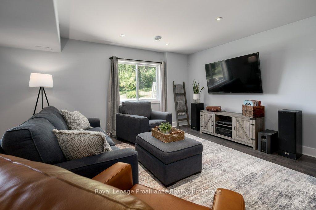 Photo 37 of 47 Windwhisper Drive, Belleville, Belleville Ward — HOMEH