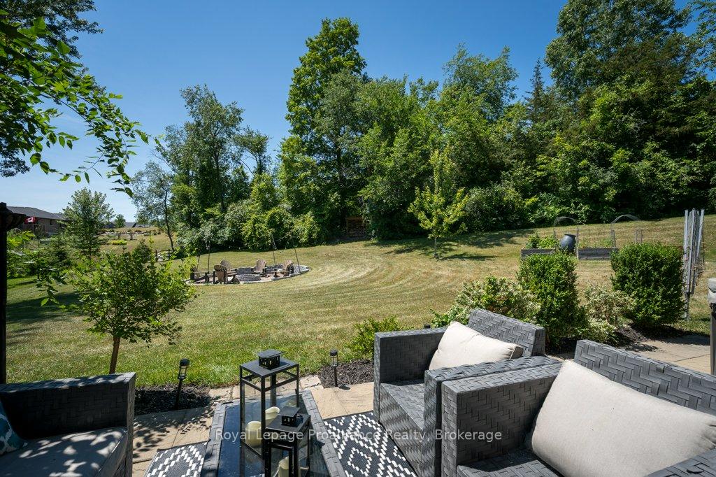 Photo 55 of 47 Windwhisper Drive, Belleville, Belleville Ward — HOMEH