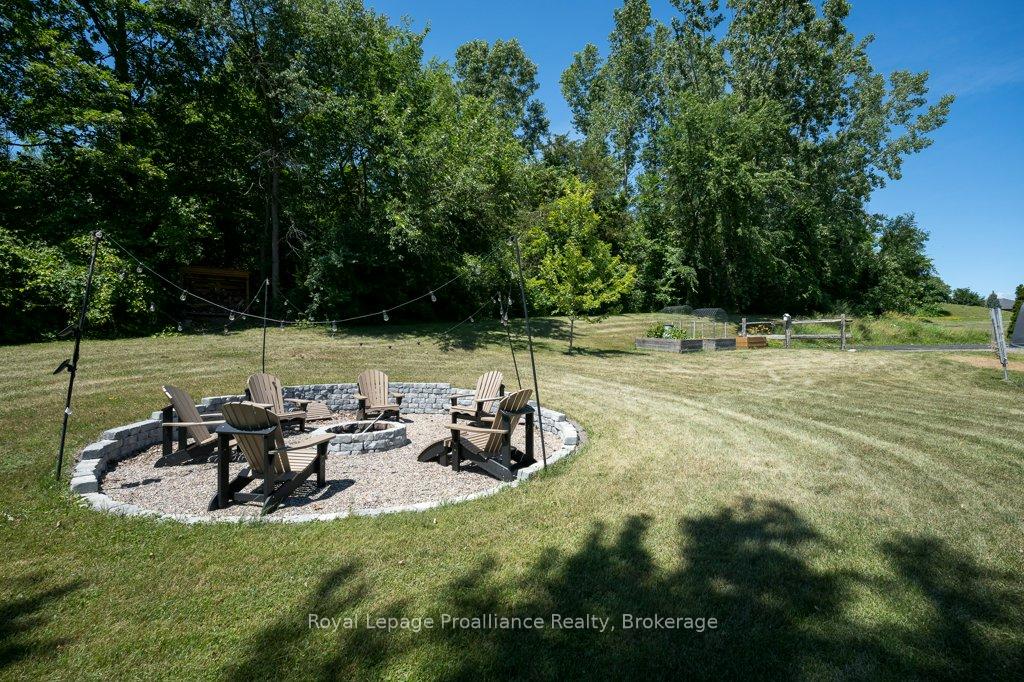 Photo 56 of 47 Windwhisper Drive, Belleville, Belleville Ward — HOMEH