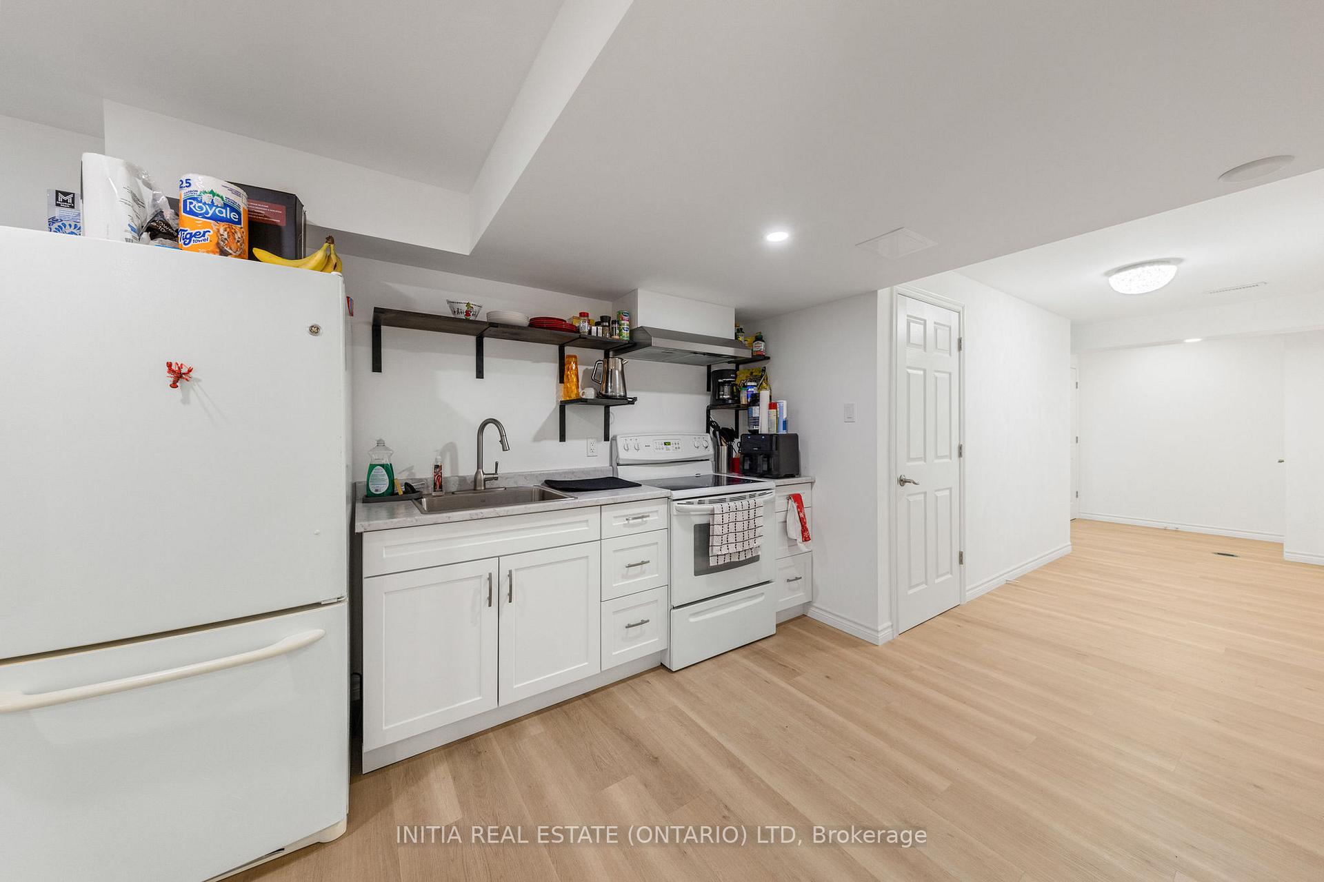 Photo 33 of 608 Sweetbay Crescent, Sarnia — HOMEH