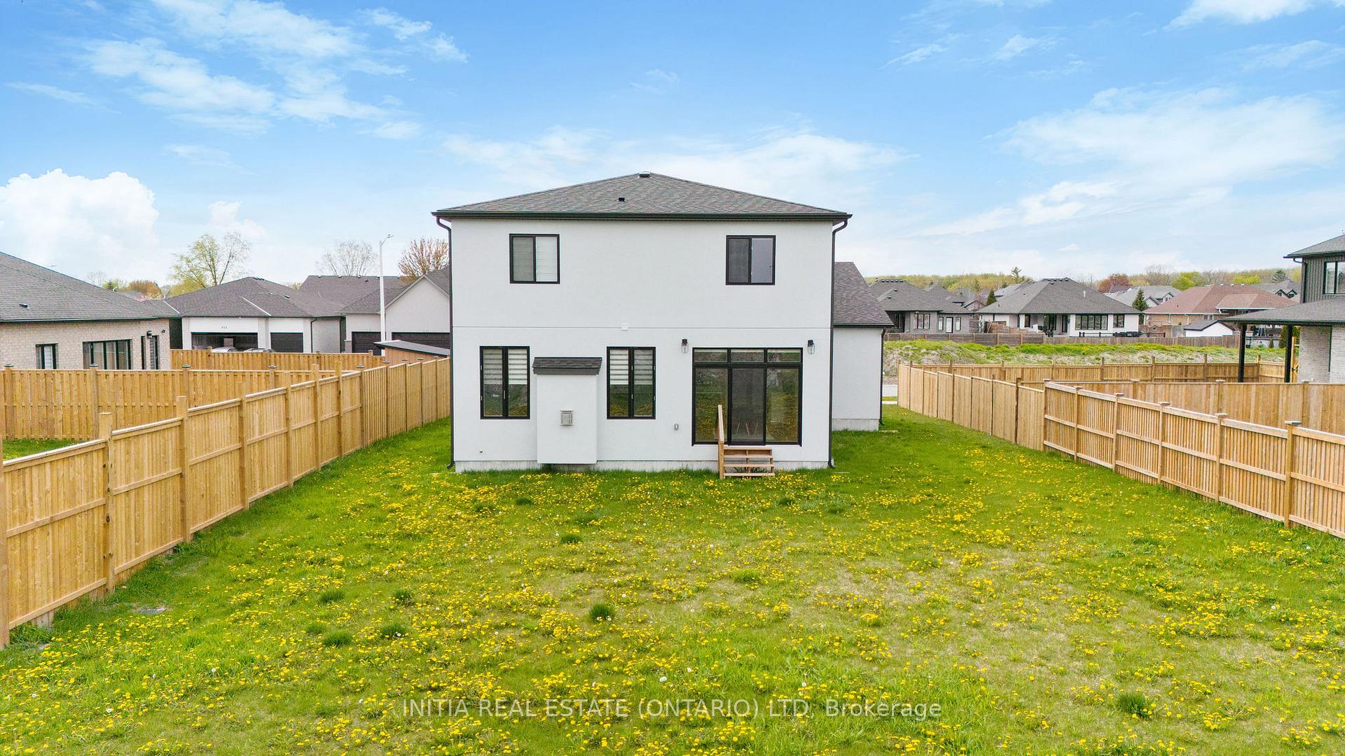 Photo 42 of 608 Sweetbay Crescent, Sarnia — HOMEH