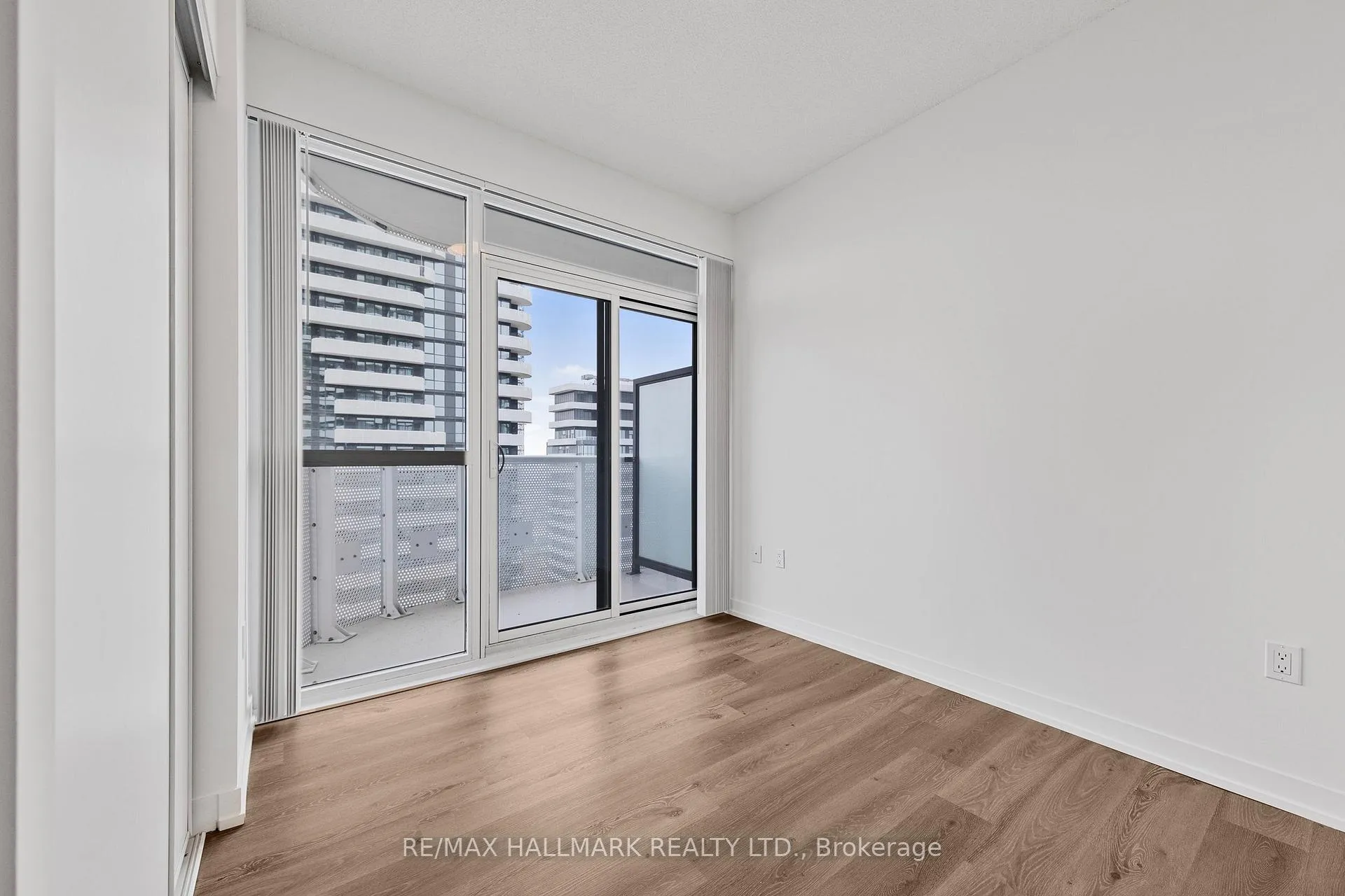 Photo 8 of Unit 4312, 225 Commerce Street, Vaughan, Vaughan Corporate Centre — HOMEH