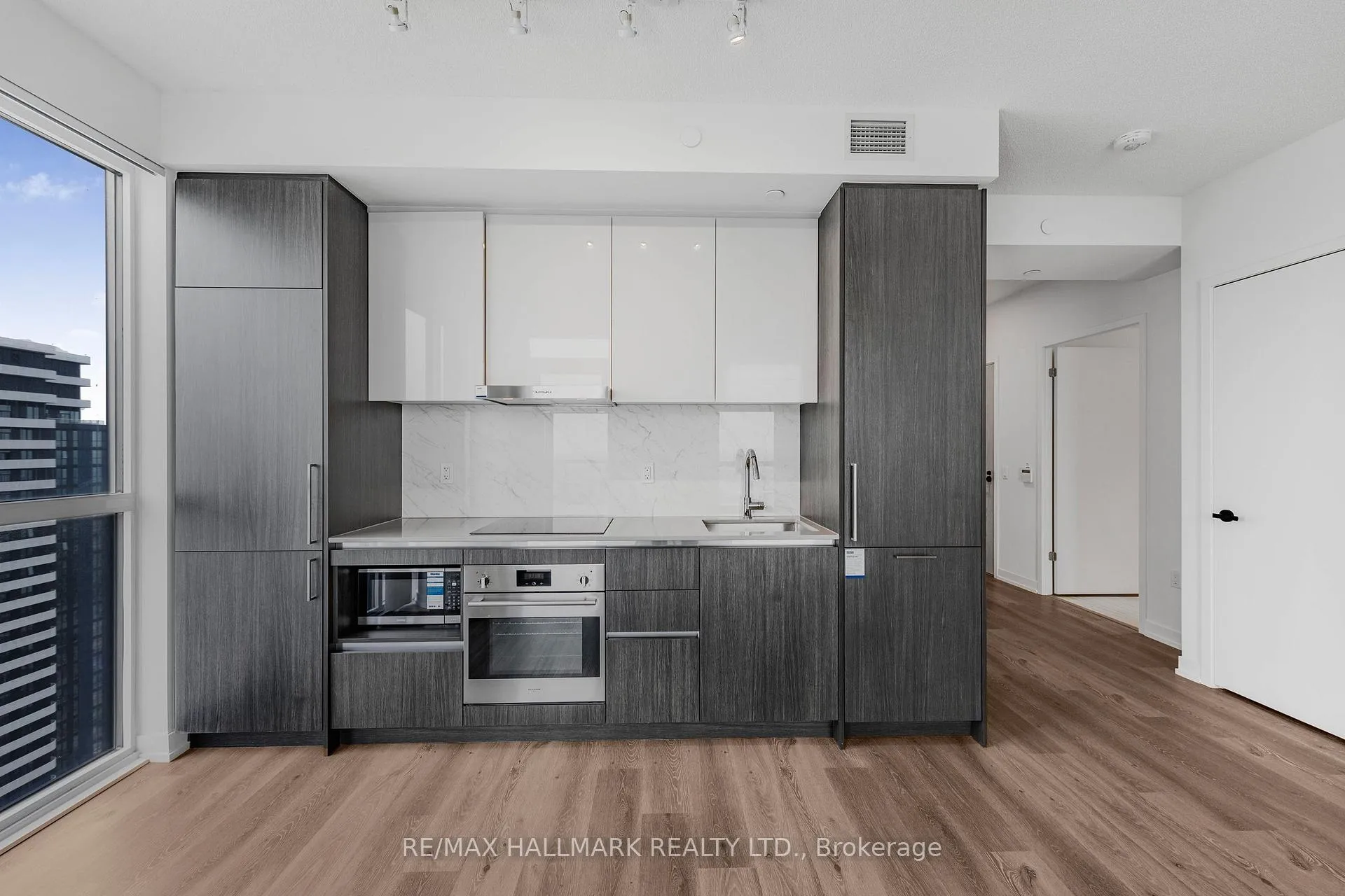 Photo 12 of Unit 4312, 225 Commerce Street, Vaughan, Vaughan Corporate Centre — HOMEH