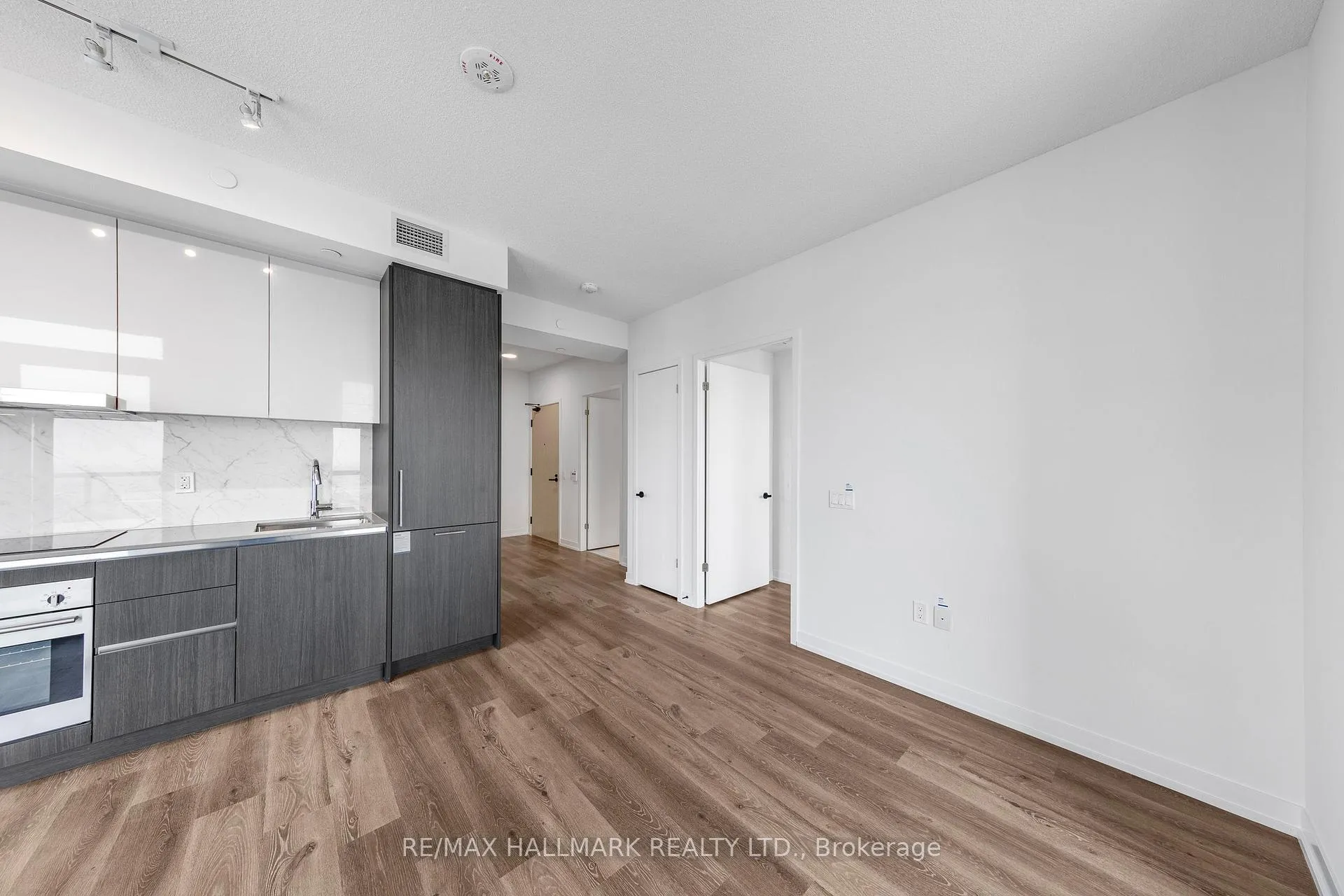 Photo 14 of Unit 4312, 225 Commerce Street, Vaughan, Vaughan Corporate Centre — HOMEH