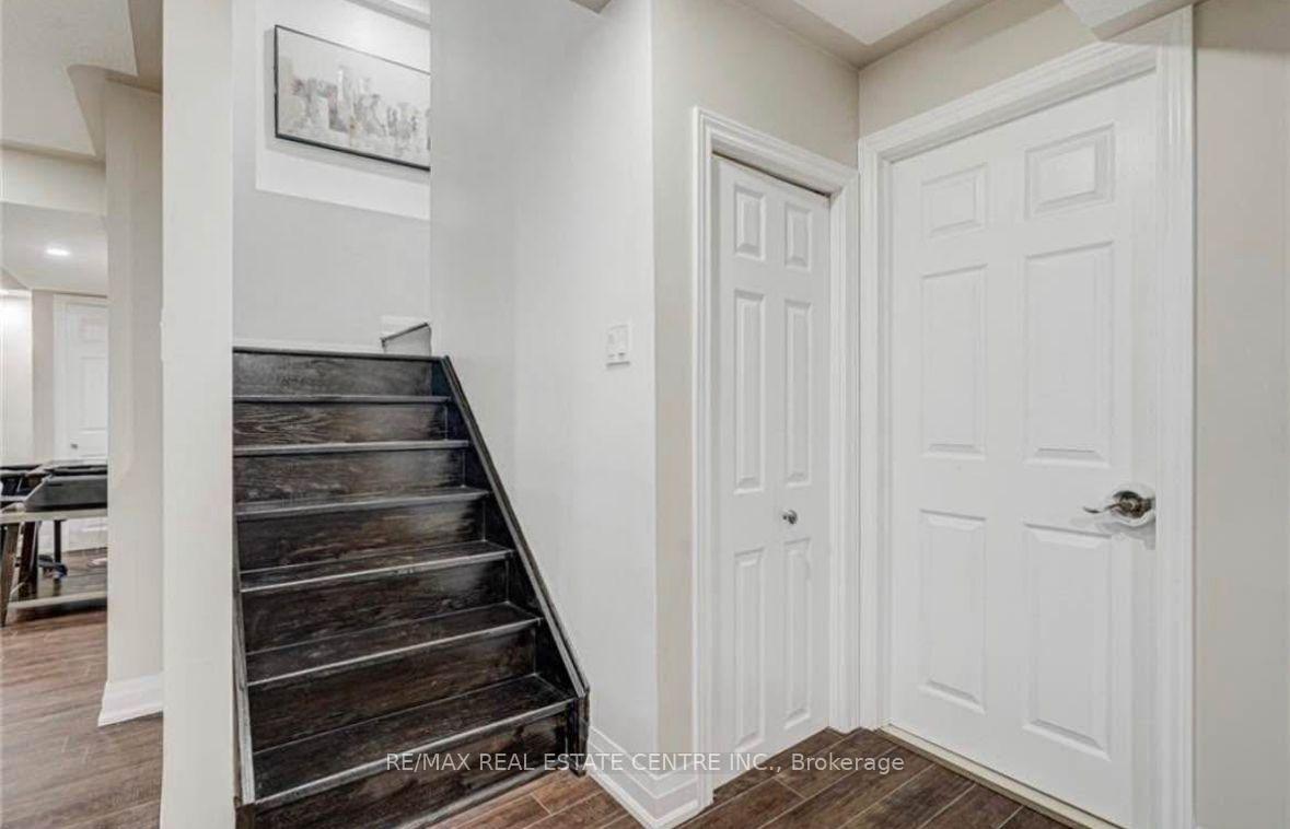 Photo 2 of Unit Lower, 187 Bailey Drive, Cambridge, Christopher-Champlain — HOMEH