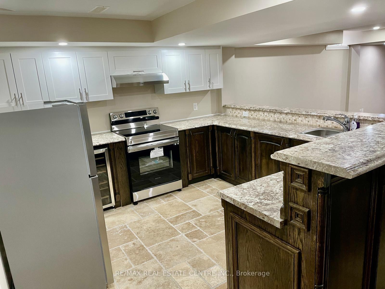 Photo 4 of Unit Lower, 187 Bailey Drive, Cambridge, Christopher-Champlain — HOMEH