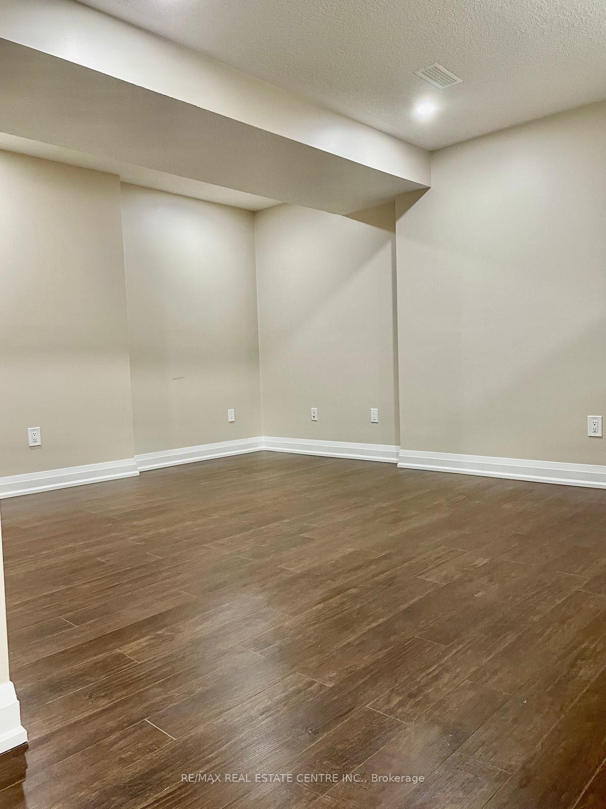 Photo 6 of Unit Lower, 187 Bailey Drive, Cambridge, Christopher-Champlain — HOMEH