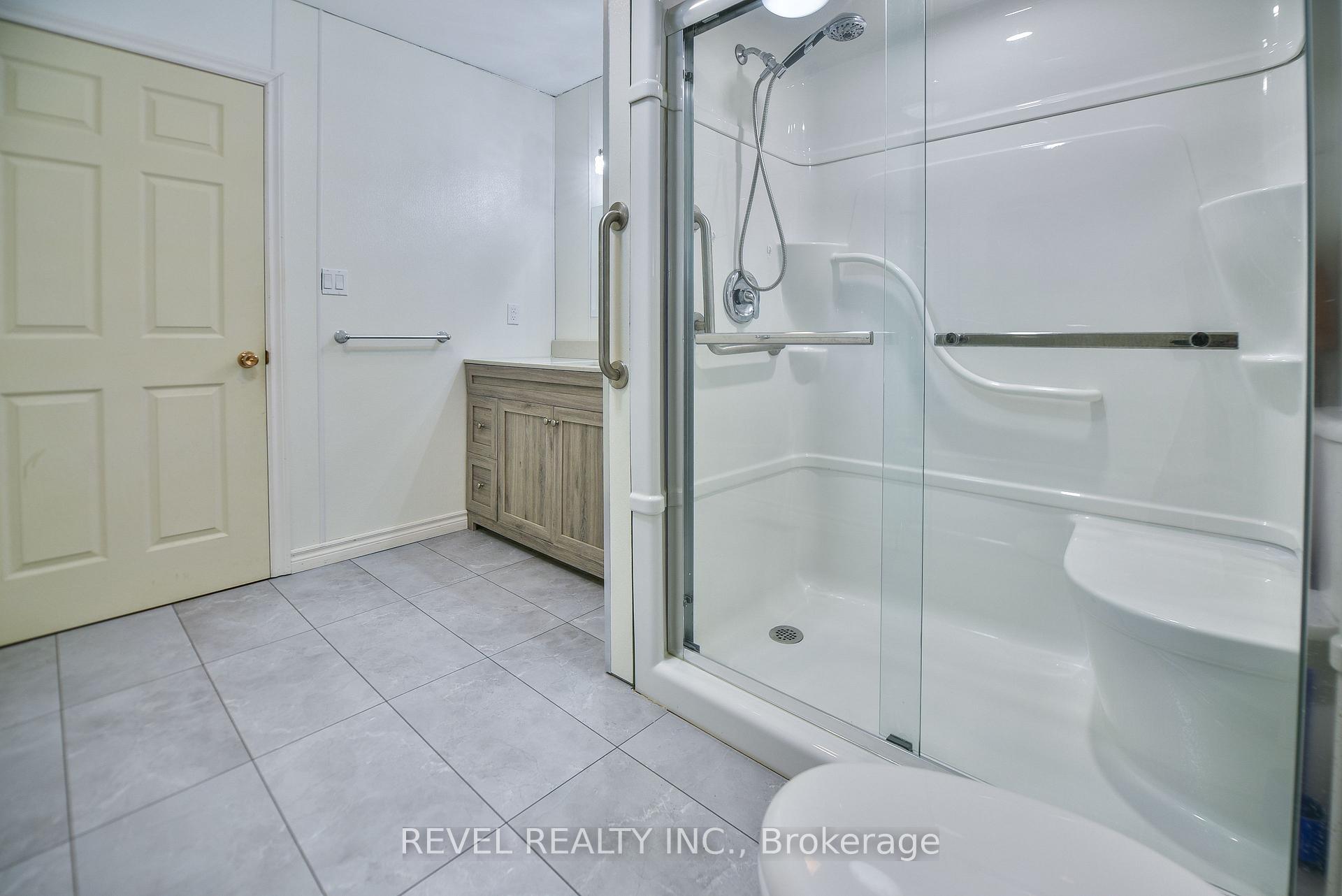 Photo 17 of 1330 Chenier Avenue, Timmins, MTJ - Main Area — HOMEH
