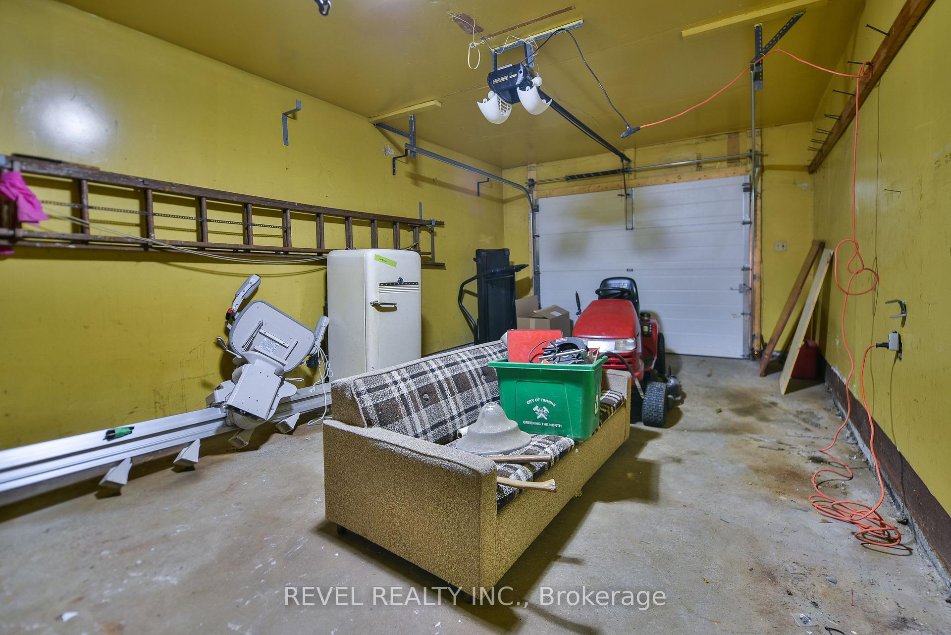 Photo 32 of 1330 Chenier Avenue, Timmins, MTJ - Main Area — HOMEH