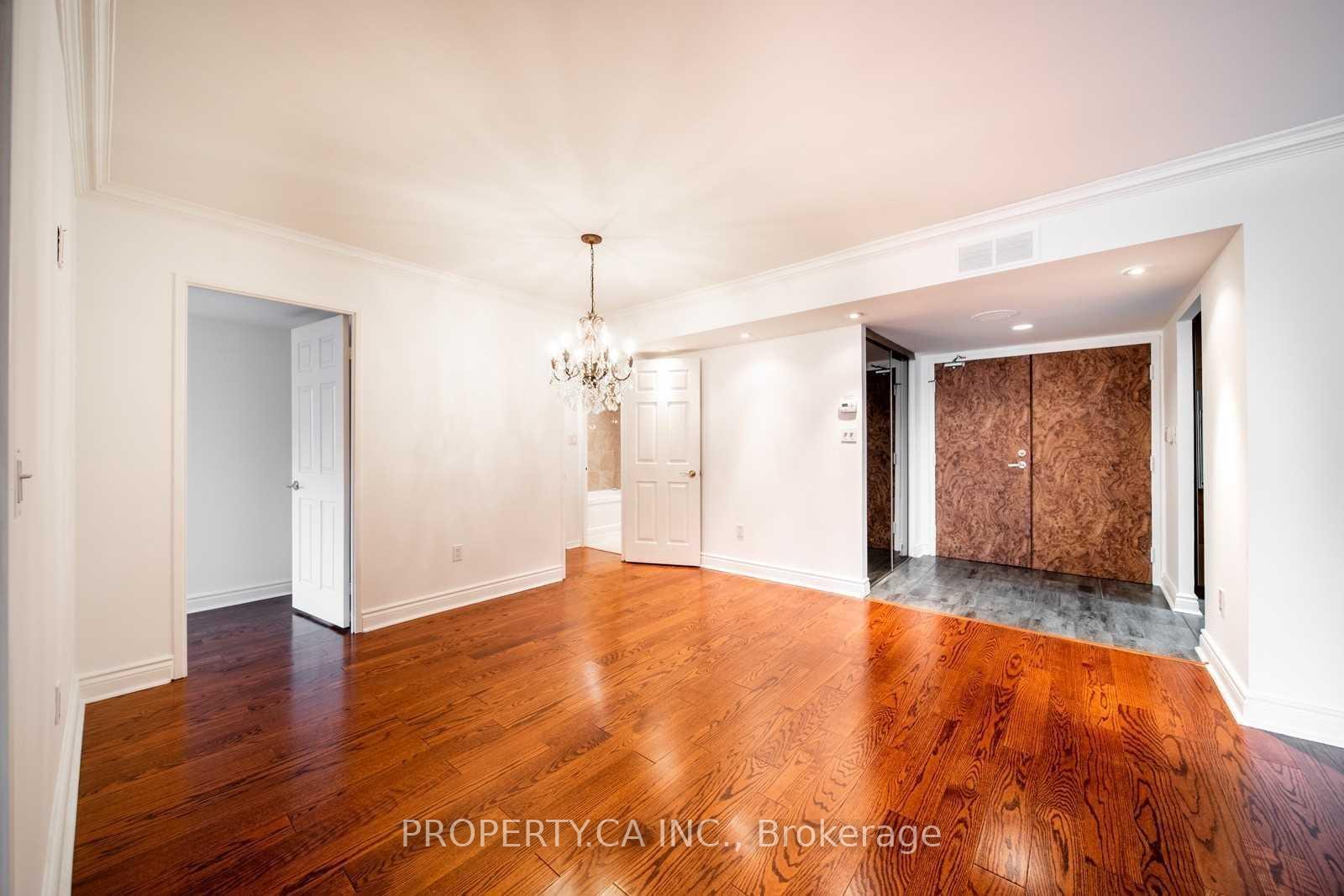 Photo 5 of Unit 402, 71 Charles Street E, Toronto, Church-Yonge Corridor — HOMEH