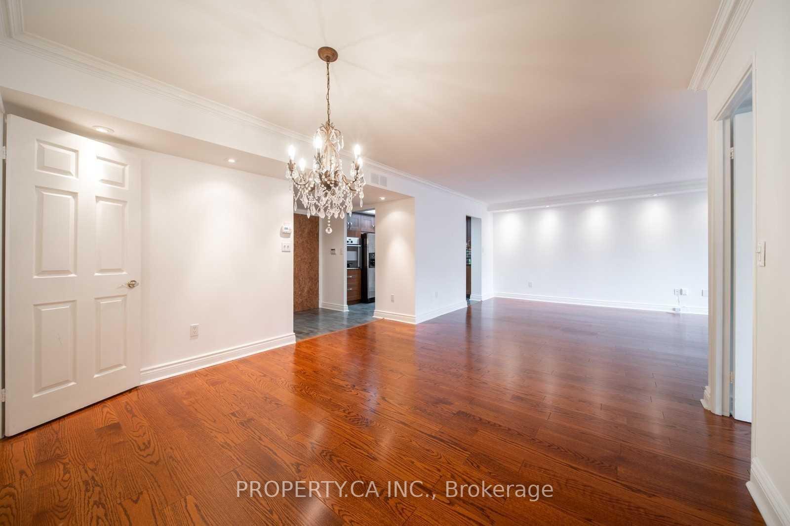 Photo 7 of Unit 402, 71 Charles Street E, Toronto, Church-Yonge Corridor — HOMEH