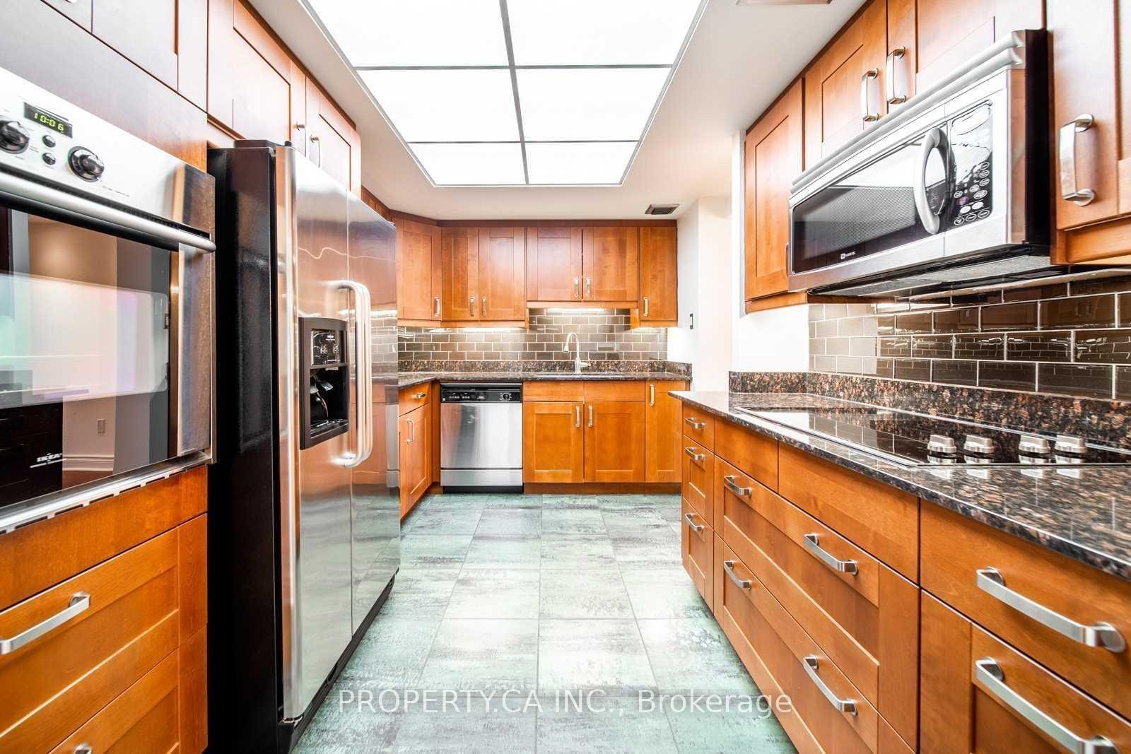 Photo 10 of Unit 402, 71 Charles Street E, Toronto, Church-Yonge Corridor — HOMEH