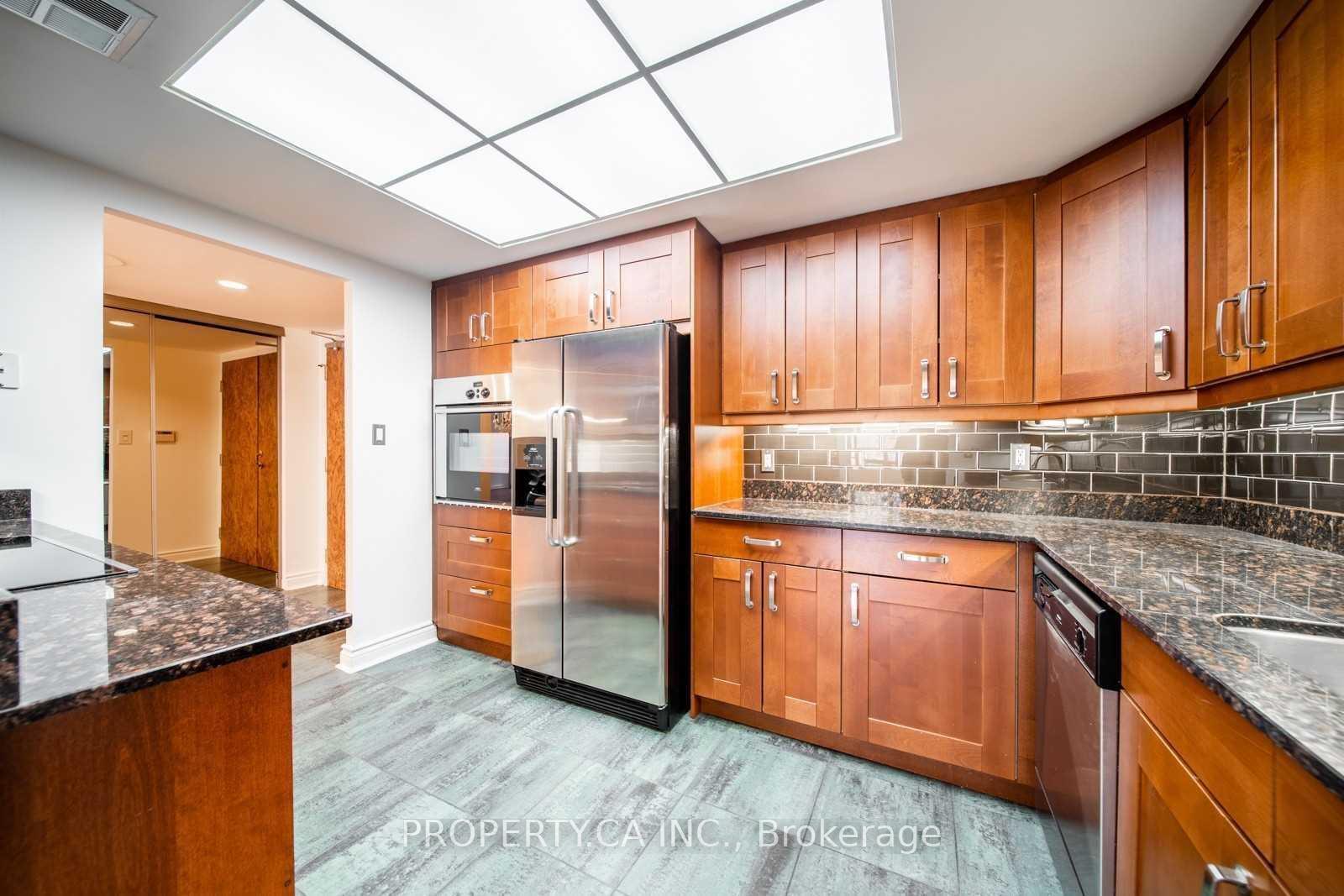 Photo 12 of Unit 402, 71 Charles Street E, Toronto, Church-Yonge Corridor — HOMEH