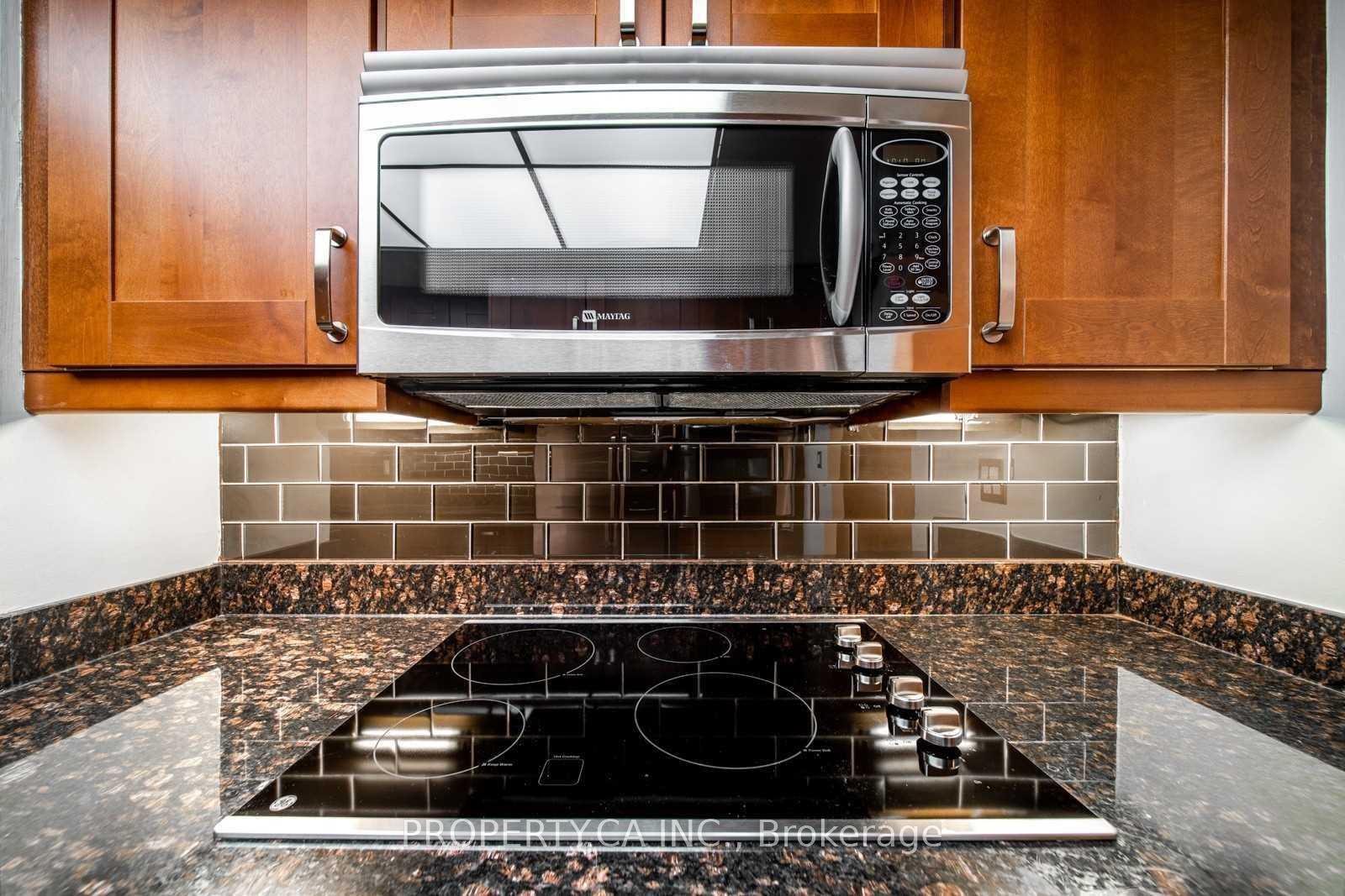 Photo 13 of Unit 402, 71 Charles Street E, Toronto, Church-Yonge Corridor — HOMEH