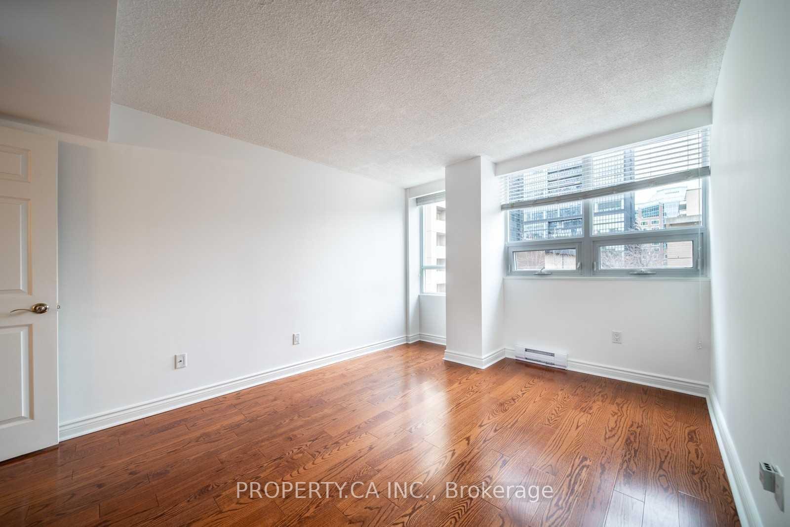Photo 16 of Unit 402, 71 Charles Street E, Toronto, Church-Yonge Corridor — HOMEH