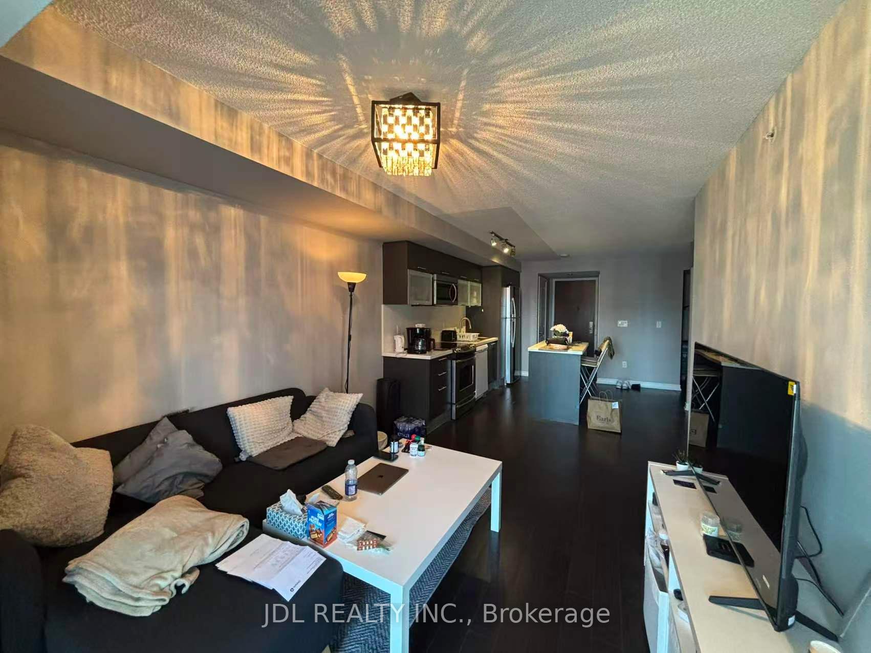 Photo 6 of Unit 1813, 386 Yonge Street, Toronto, Bay Street Corridor — HOMEH