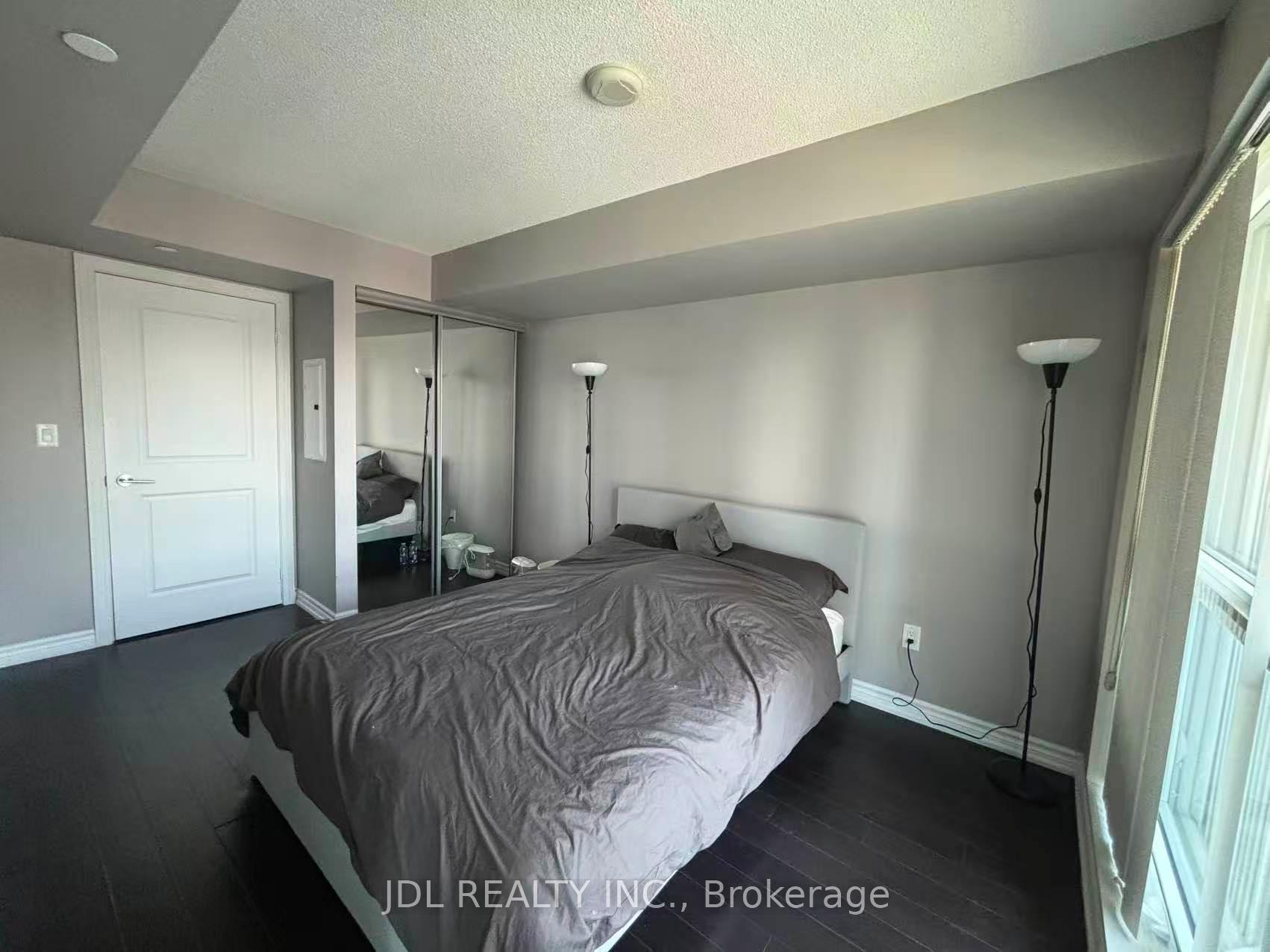 Photo 7 of Unit 1813, 386 Yonge Street, Toronto, Bay Street Corridor — HOMEH