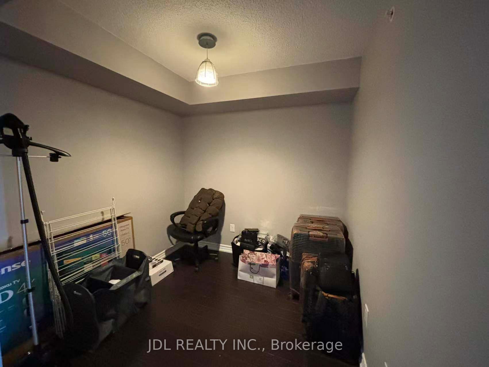 Photo 8 of Unit 1813, 386 Yonge Street, Toronto, Bay Street Corridor — HOMEH