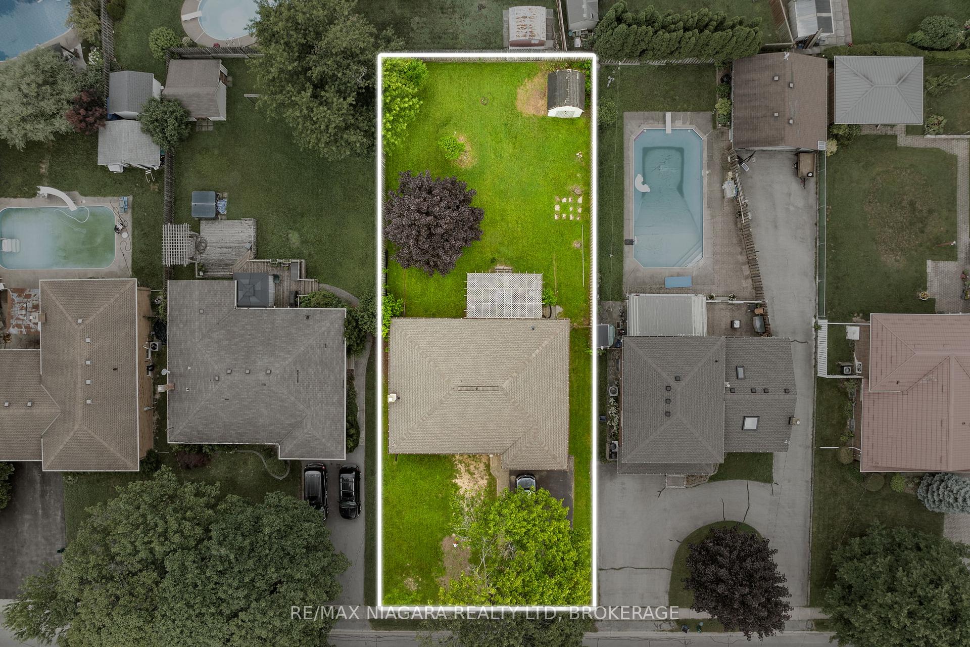Photo 24 of 696 Clare Avenue, Welland, N. Welland — HOMEH