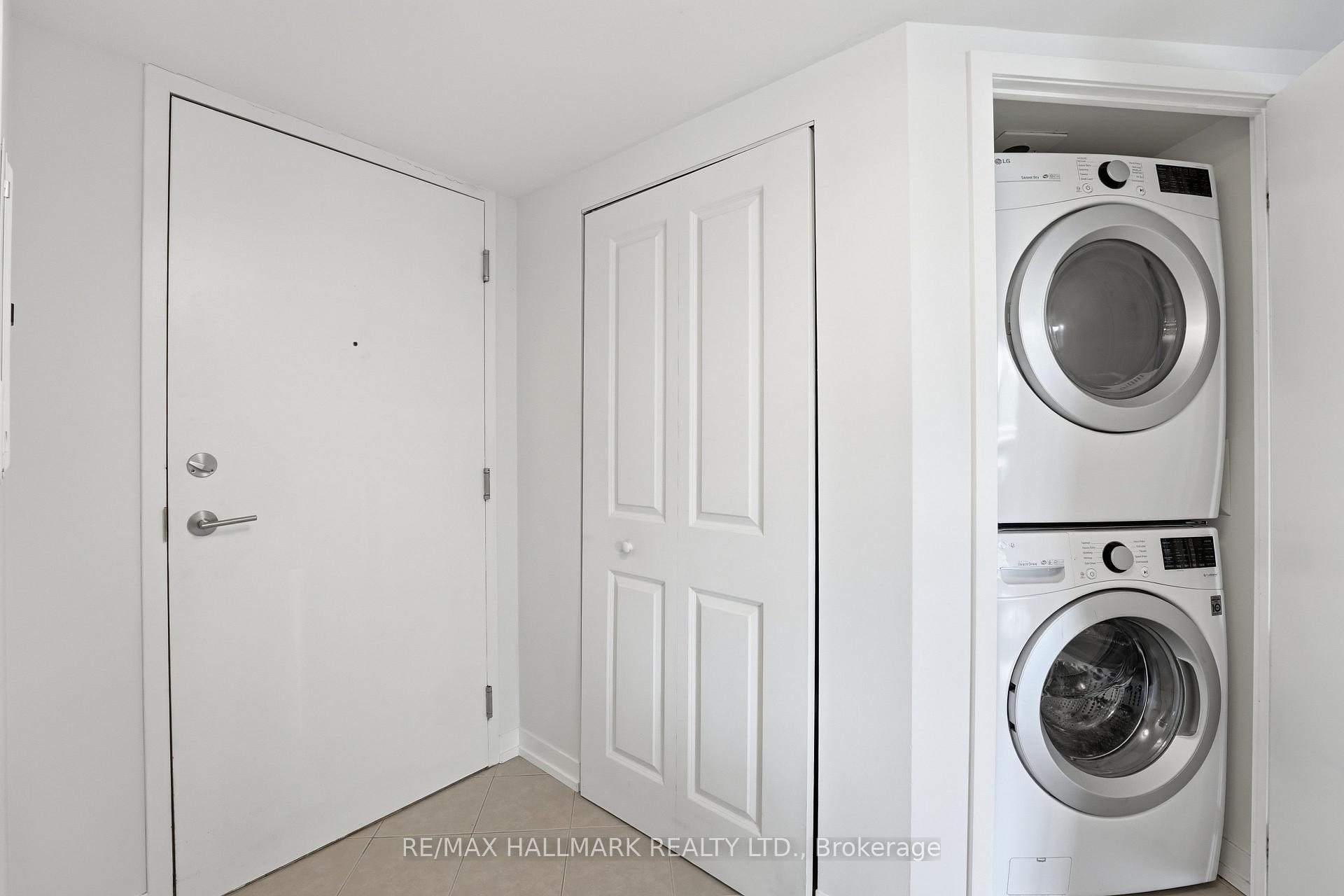 Photo 3 of Unit 118, 816 Lansdowne Avenue, Toronto, Dovercourt-Wallace Emerson-Junction — HOMEH