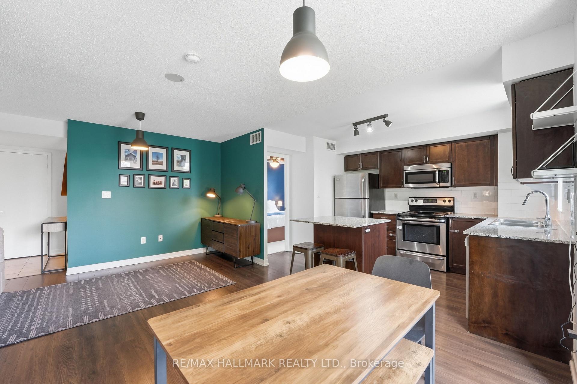 Photo 13 of Unit 118, 816 Lansdowne Avenue, Toronto, Dovercourt-Wallace Emerson-Junction — HOMEH