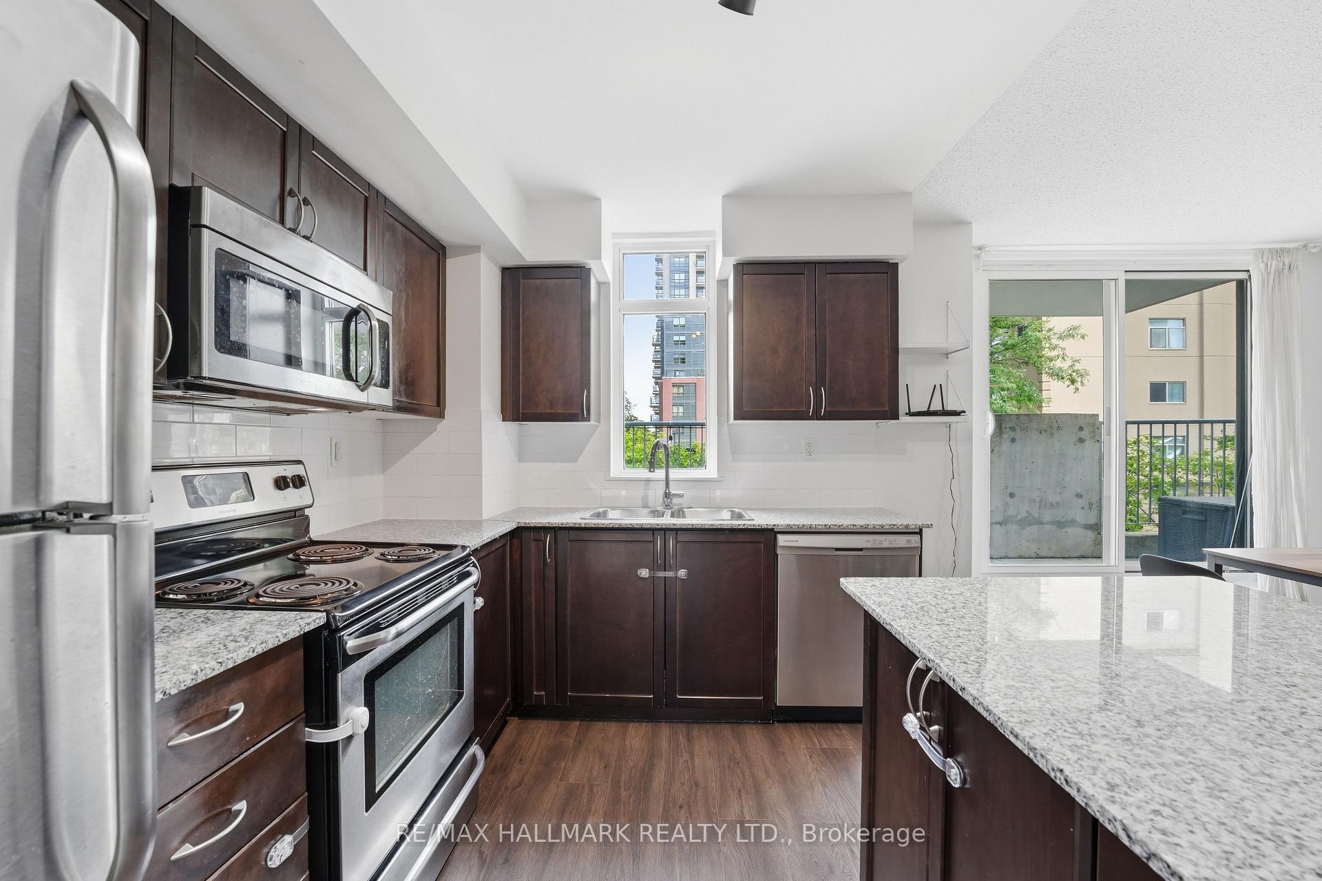 Photo 14 of Unit 118, 816 Lansdowne Avenue, Toronto, Dovercourt-Wallace Emerson-Junction — HOMEH