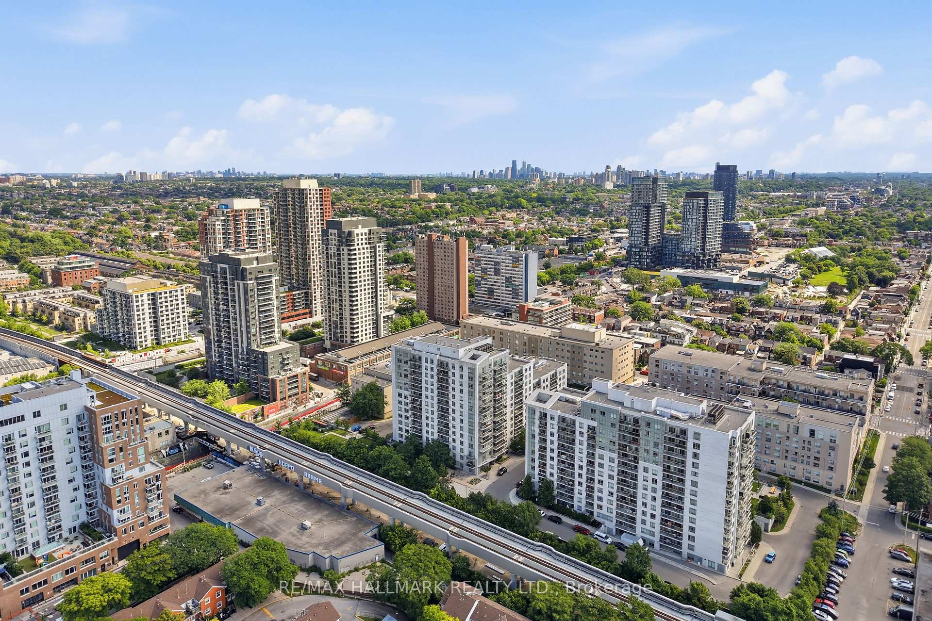 Photo 38 of Unit 118, 816 Lansdowne Avenue, Toronto, Dovercourt-Wallace Emerson-Junction — HOMEH